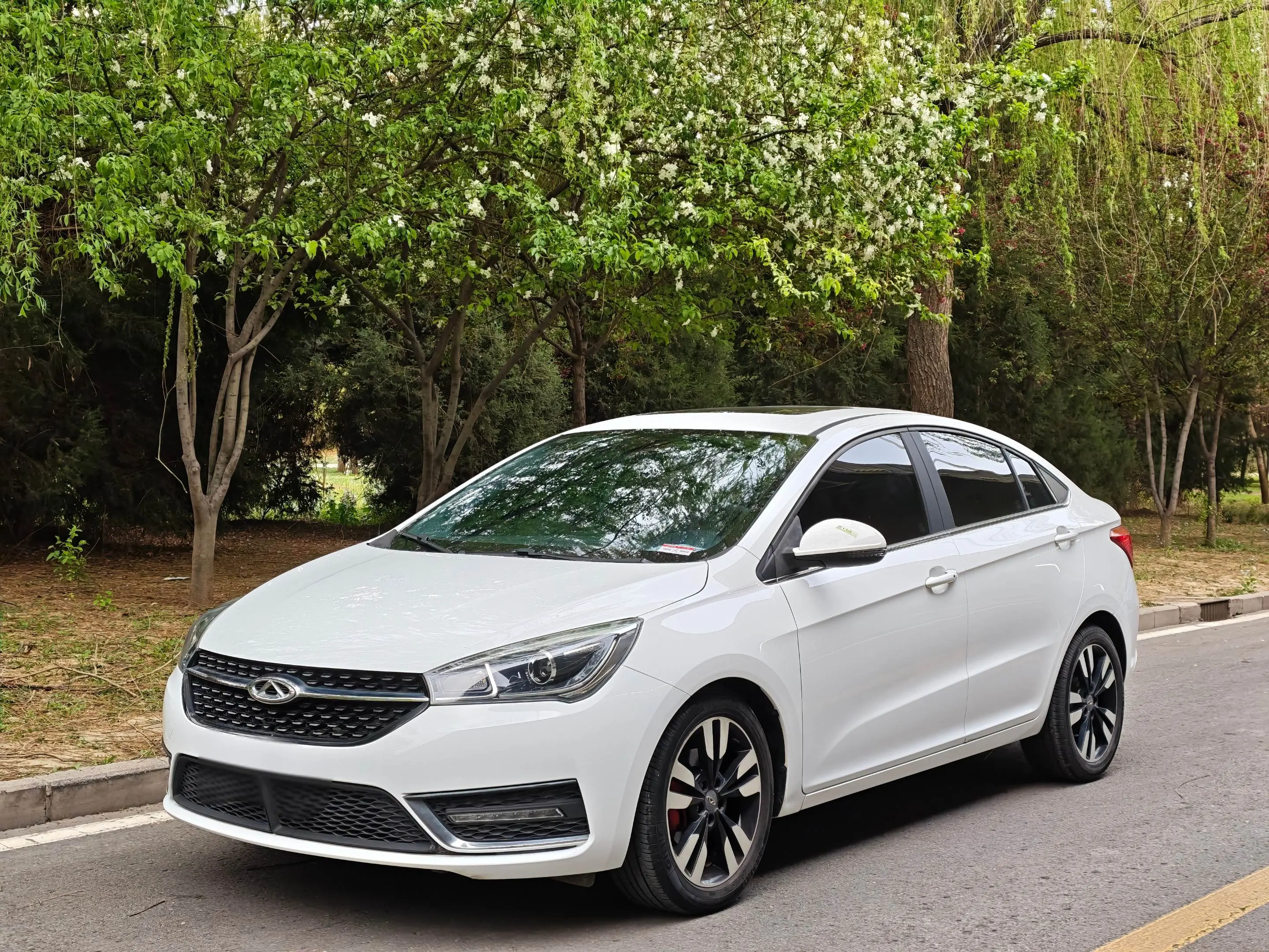 Chery Arrizo 5