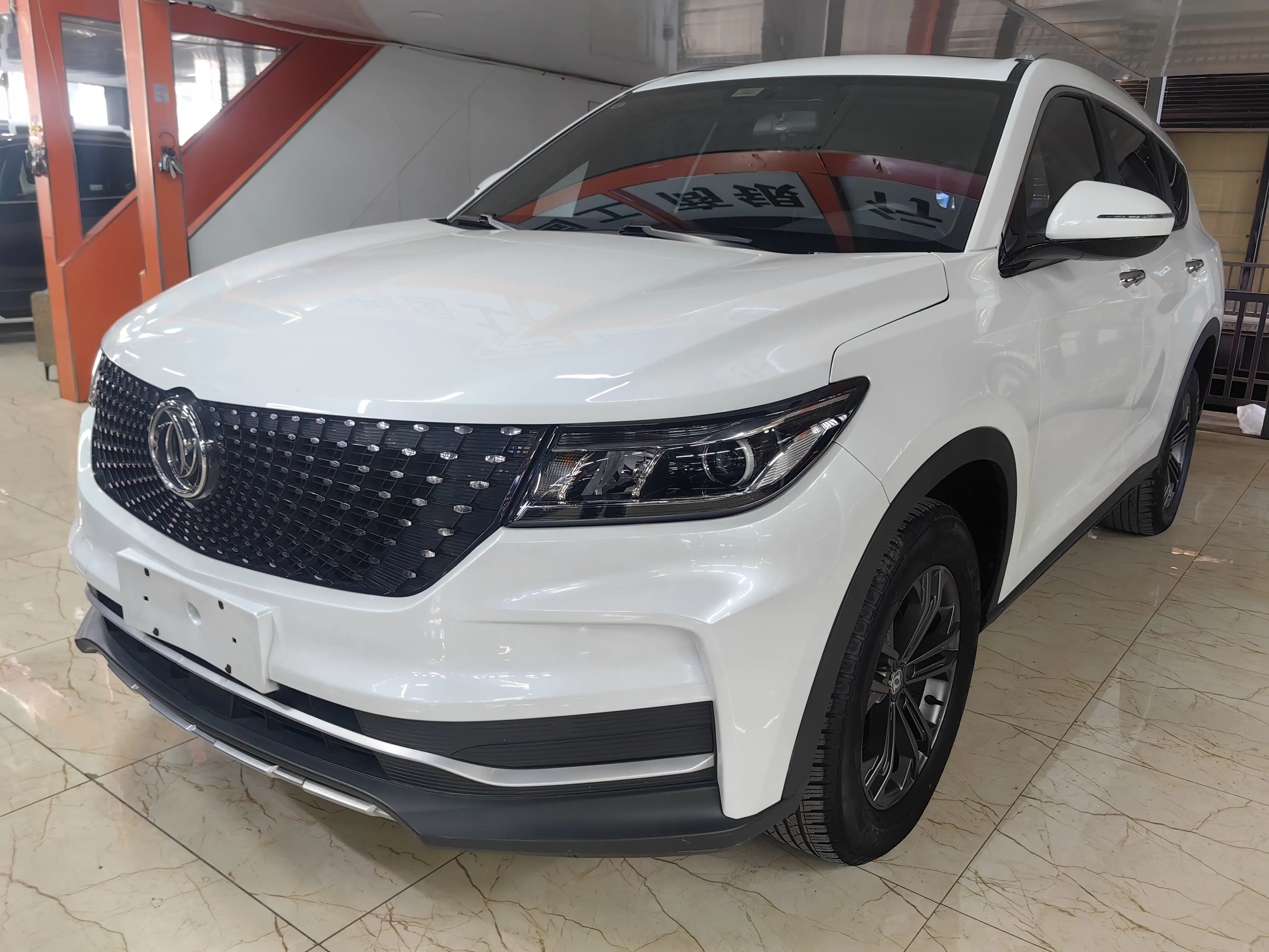 Dongfeng Scenery ix7