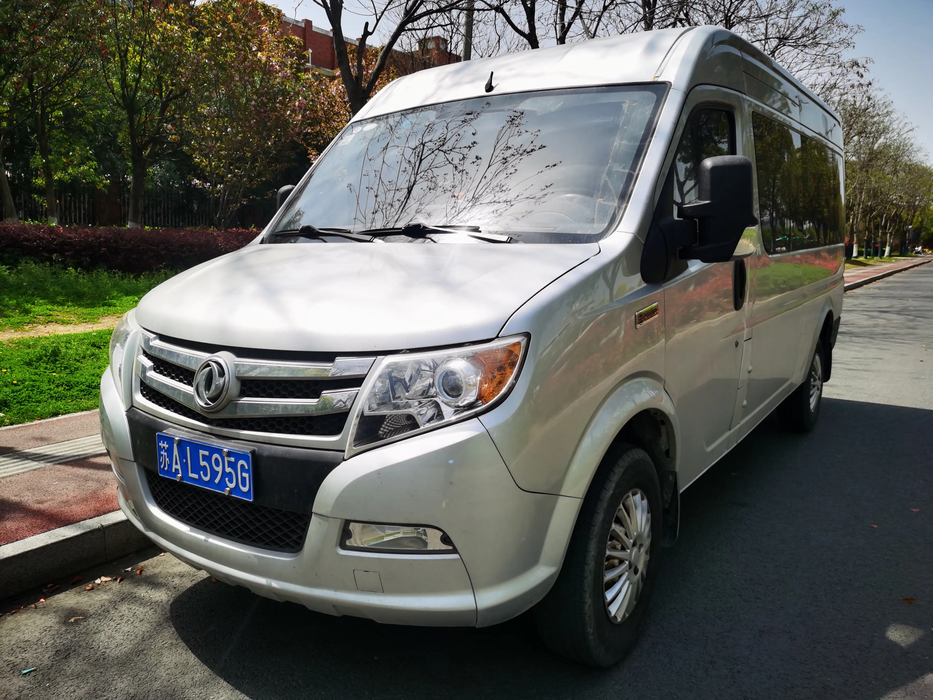 Dongfeng Yufeng