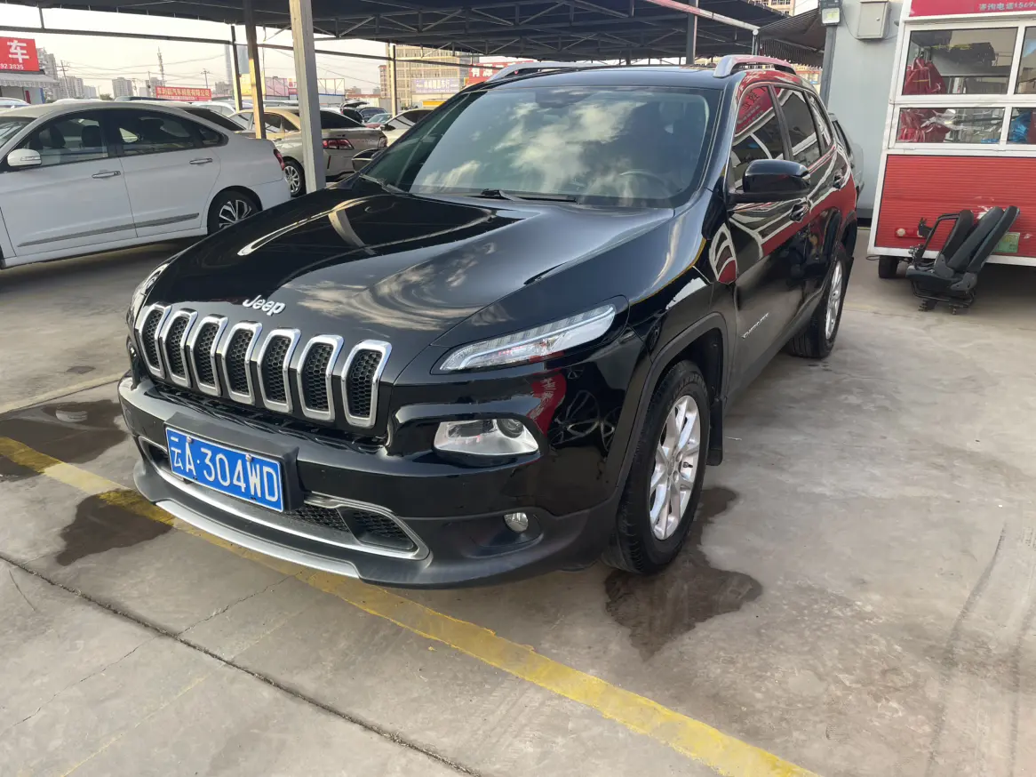 Jeep Cherokee