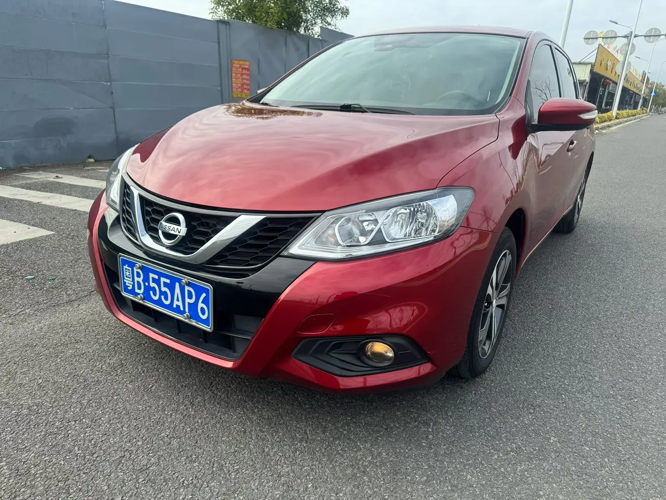 Nissan Tiida