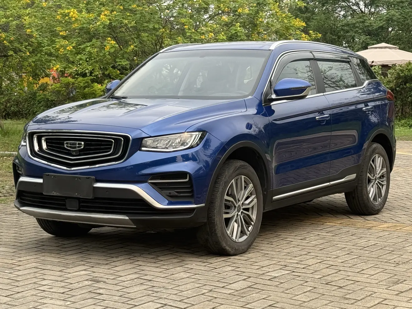 Geely Atlas