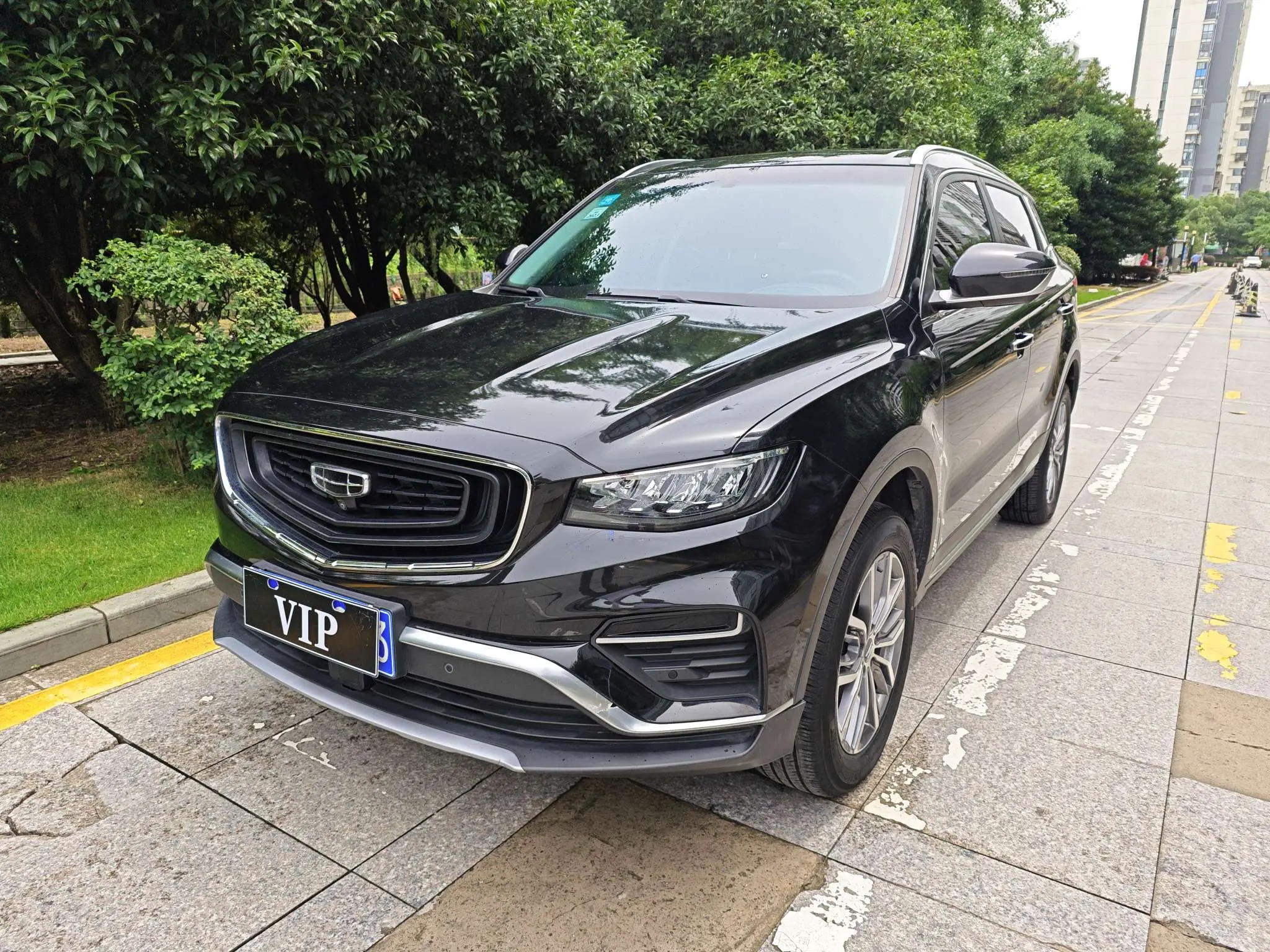 Geely Atlas
