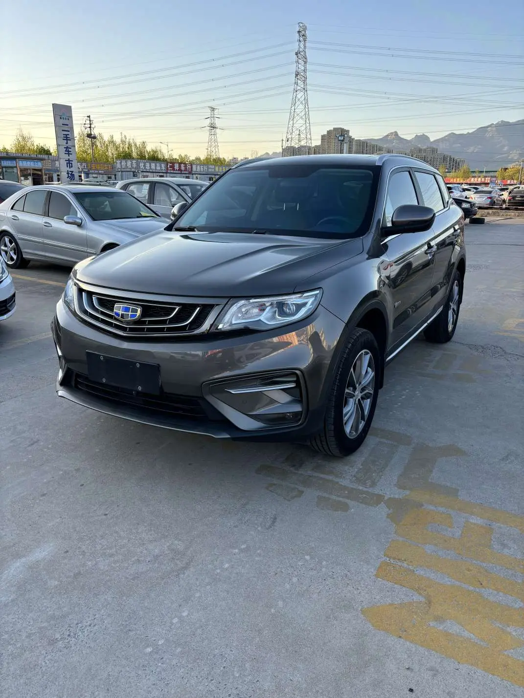 Geely Atlas
