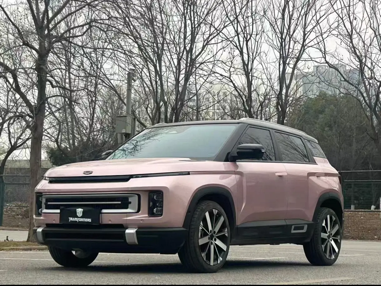 Geely ICON
