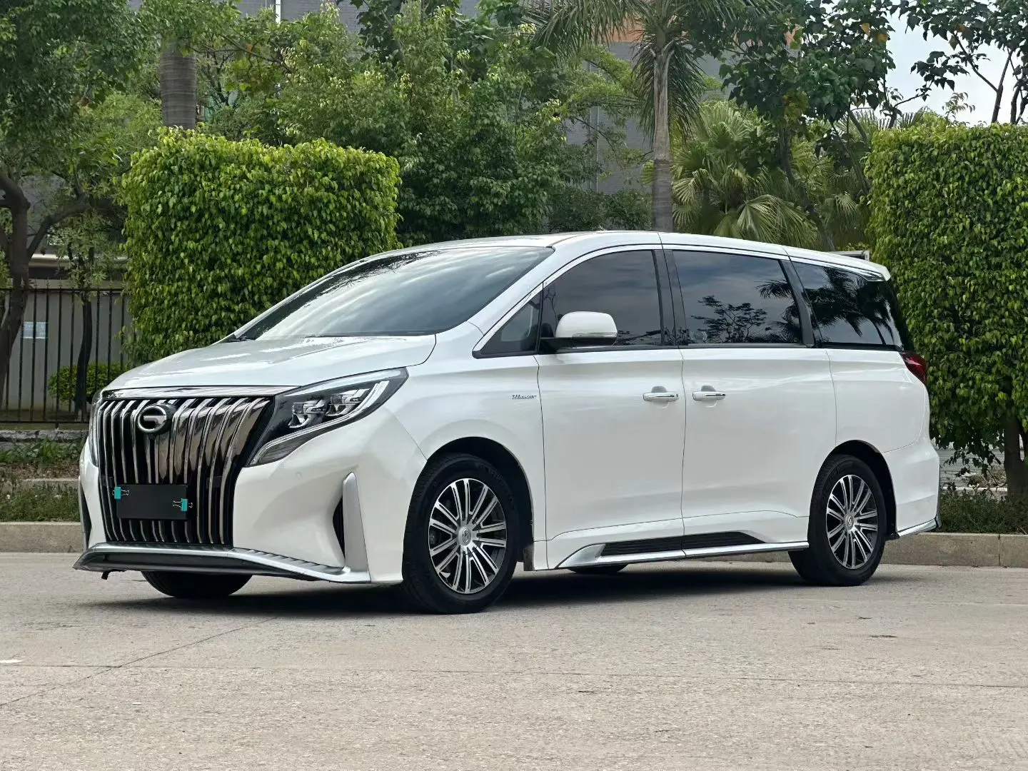 GAC Trumpchi M8