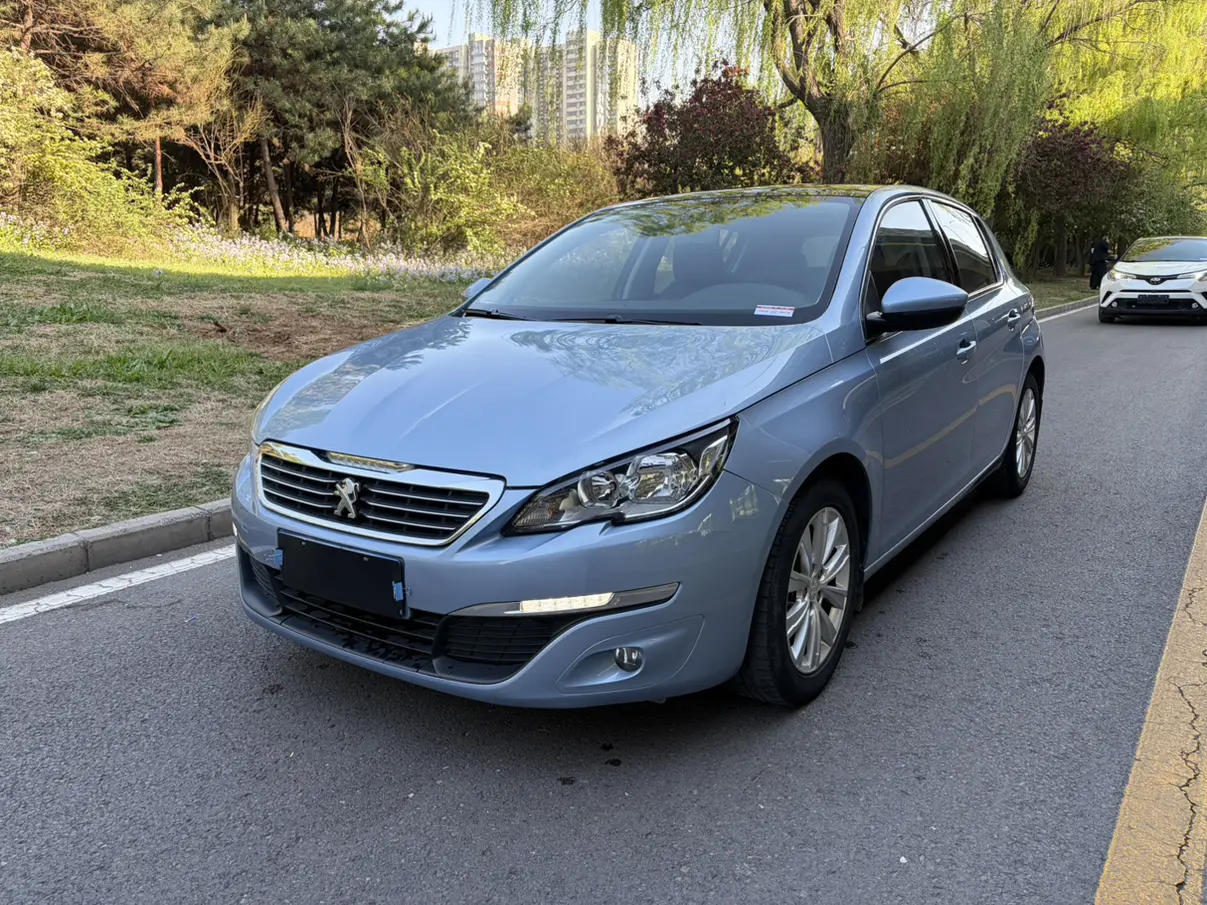 Peugeot 308S