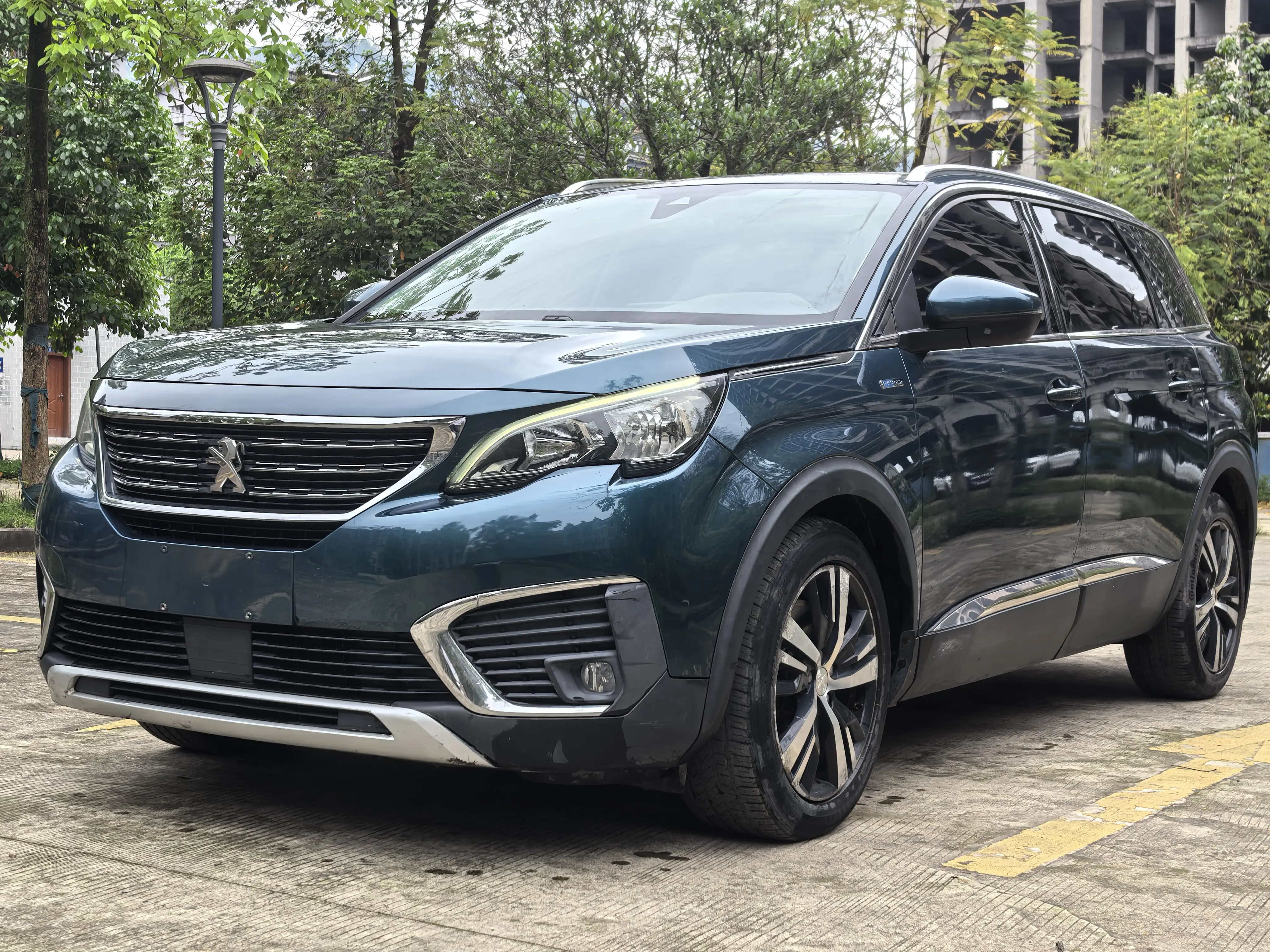 Peugeot 5008