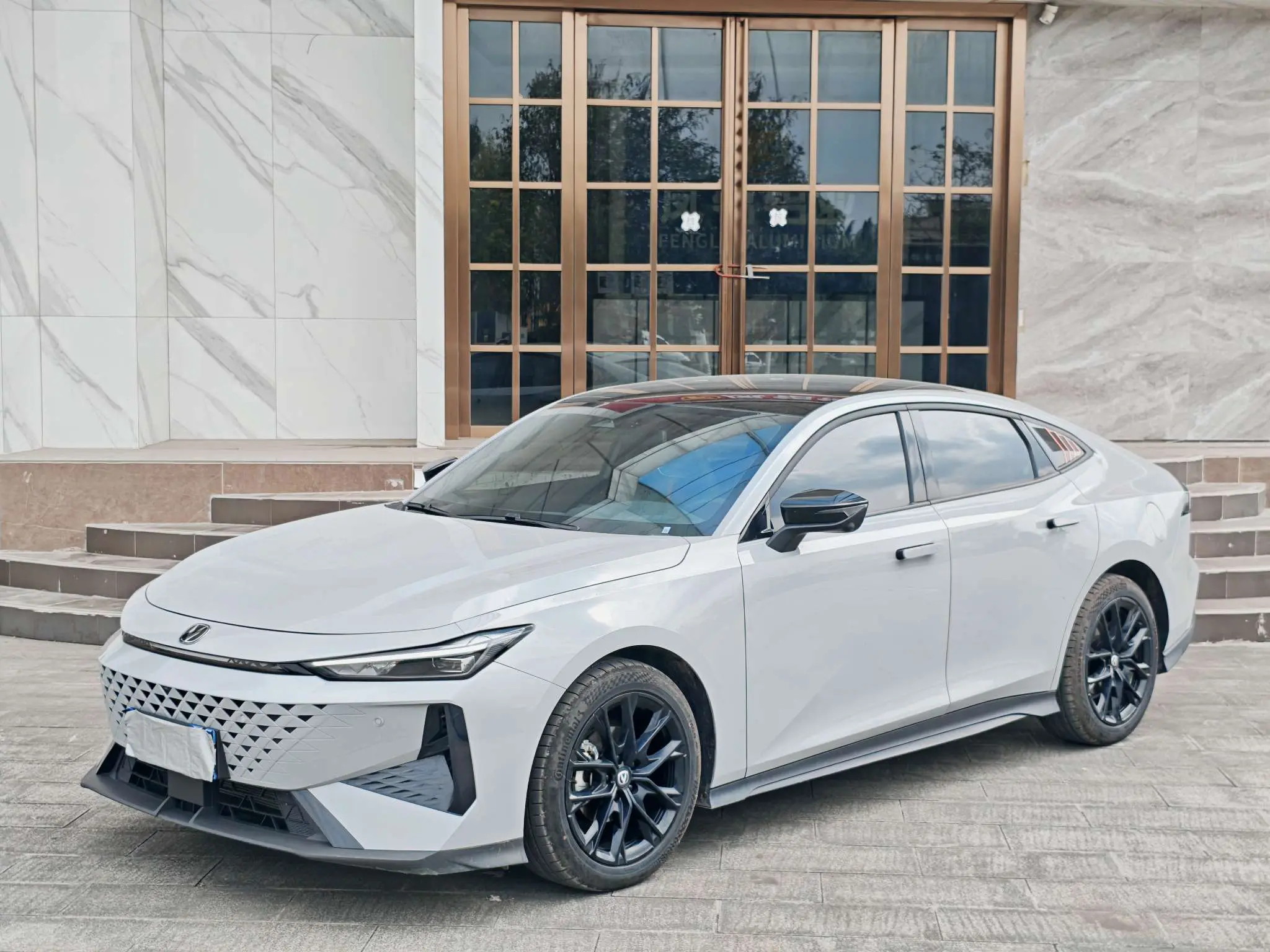 Changan UNI-V
