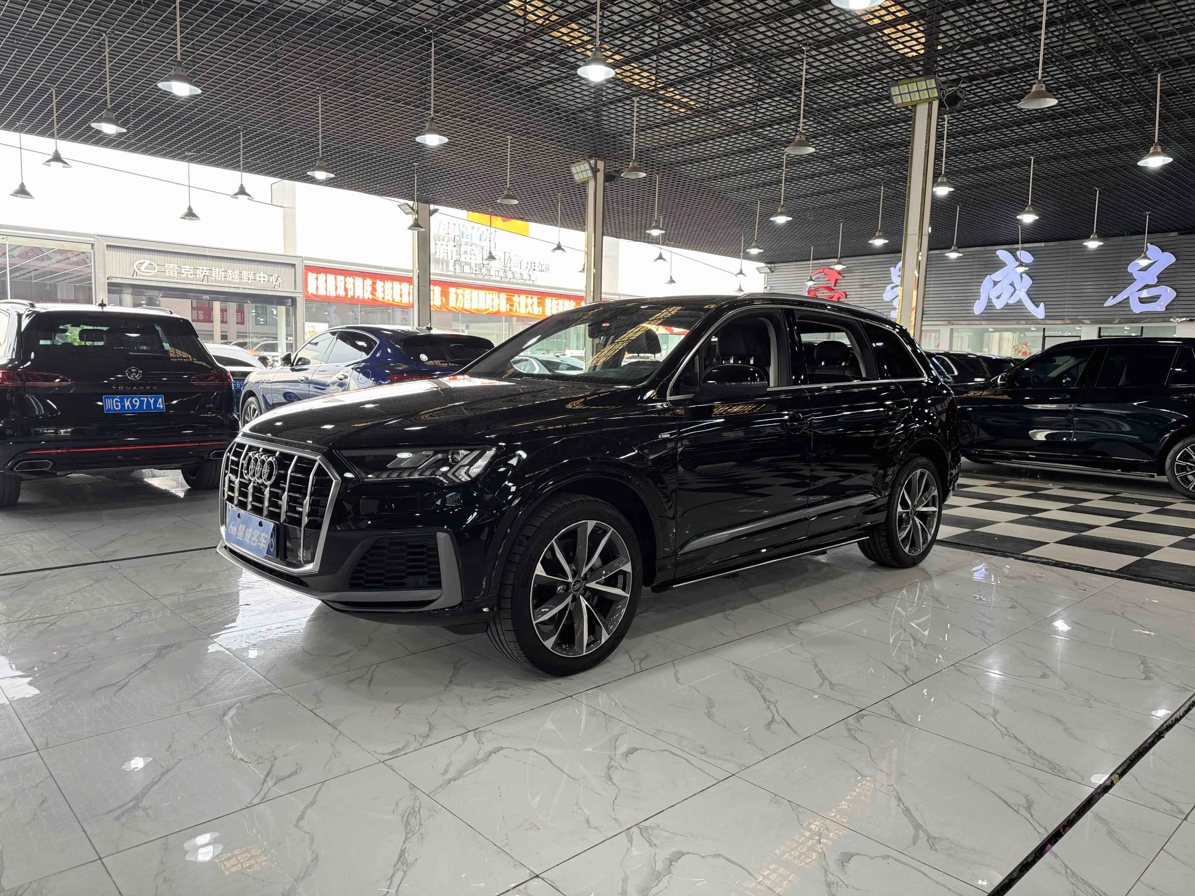 Audi Q7