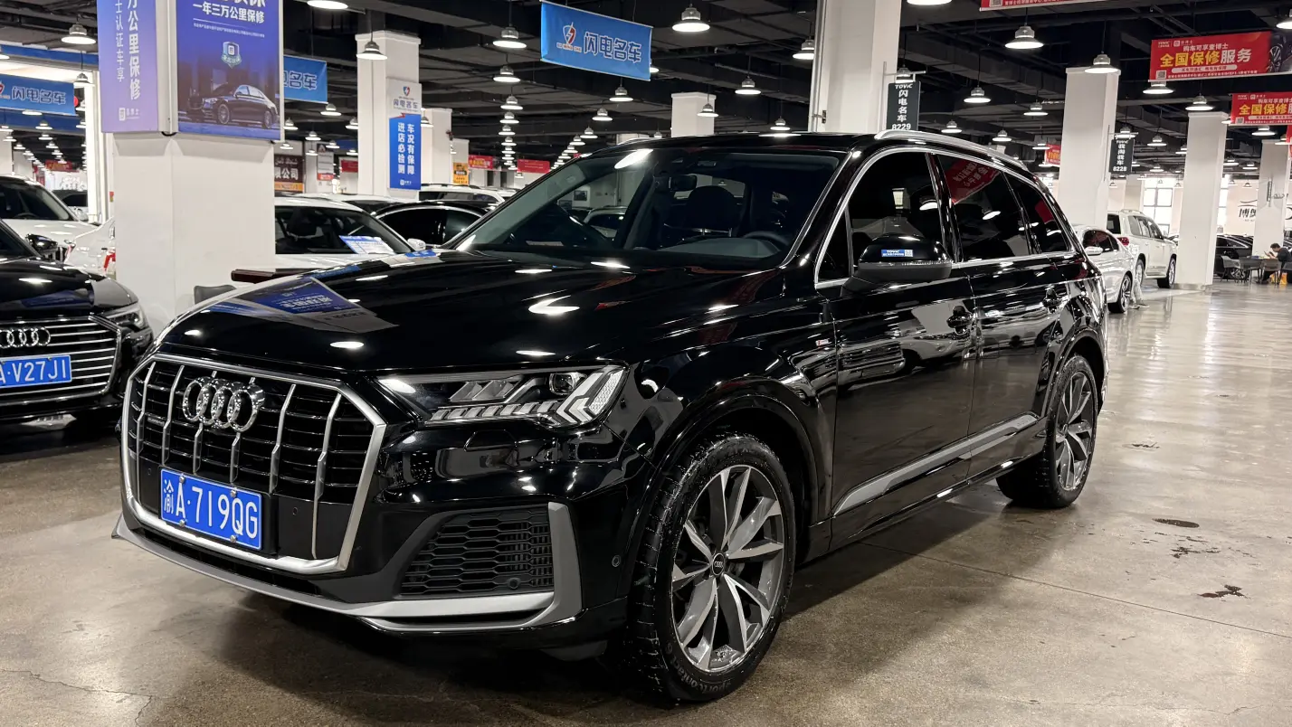 Audi Q7
