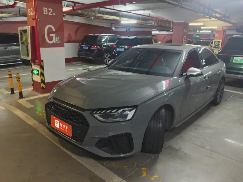 Audi S4