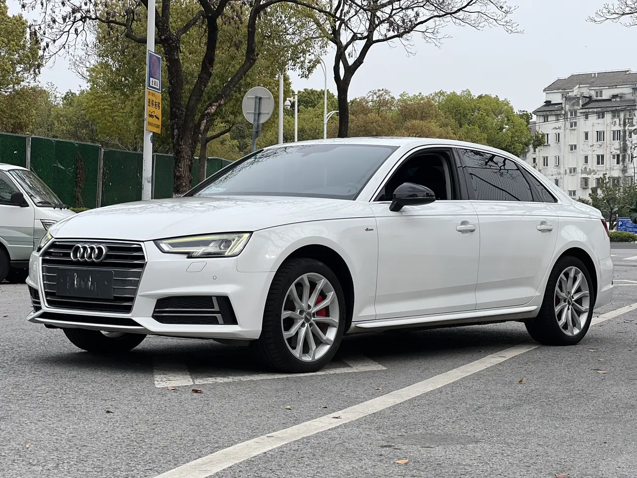 Audi A4L