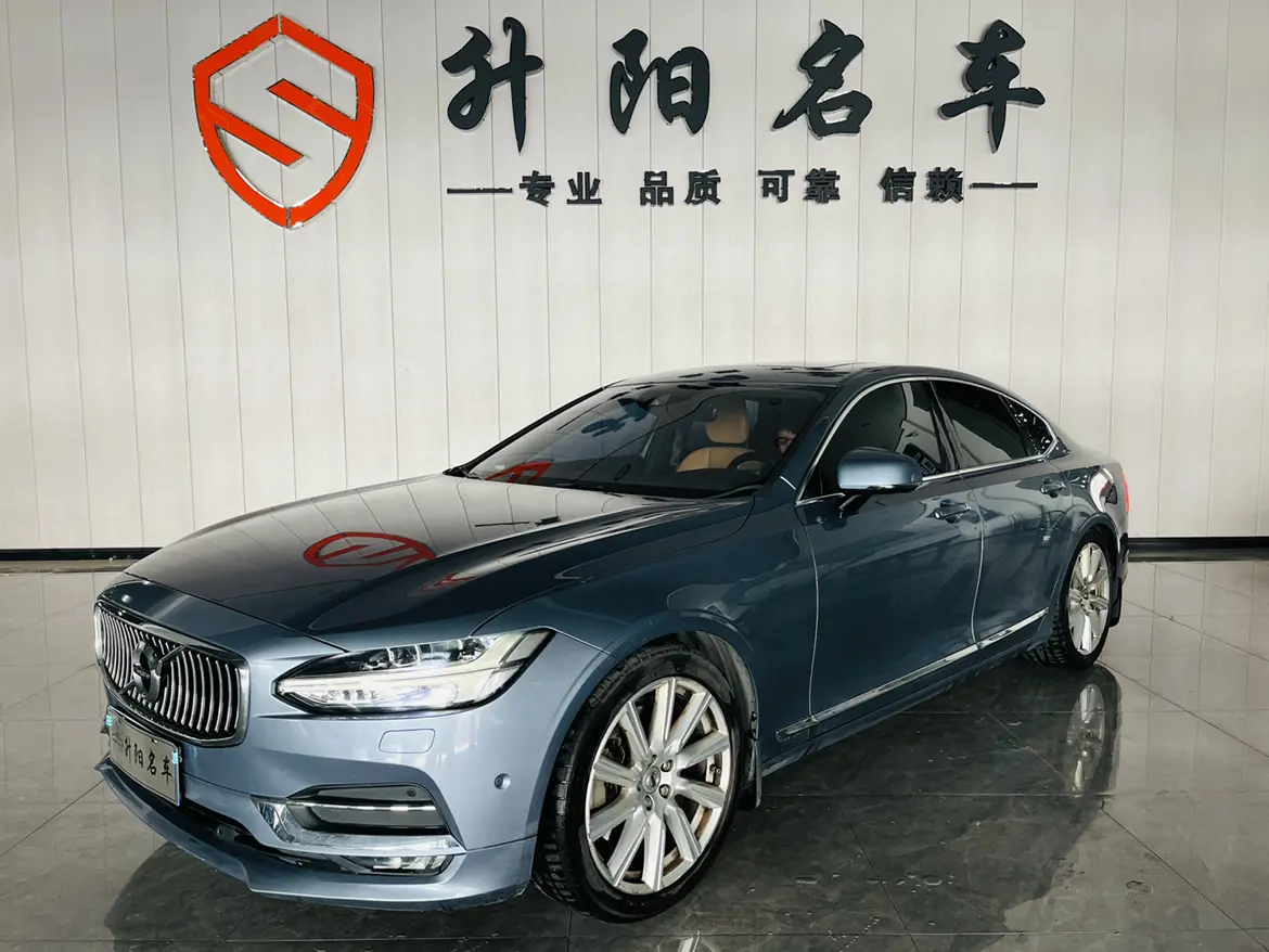 Volvo S90