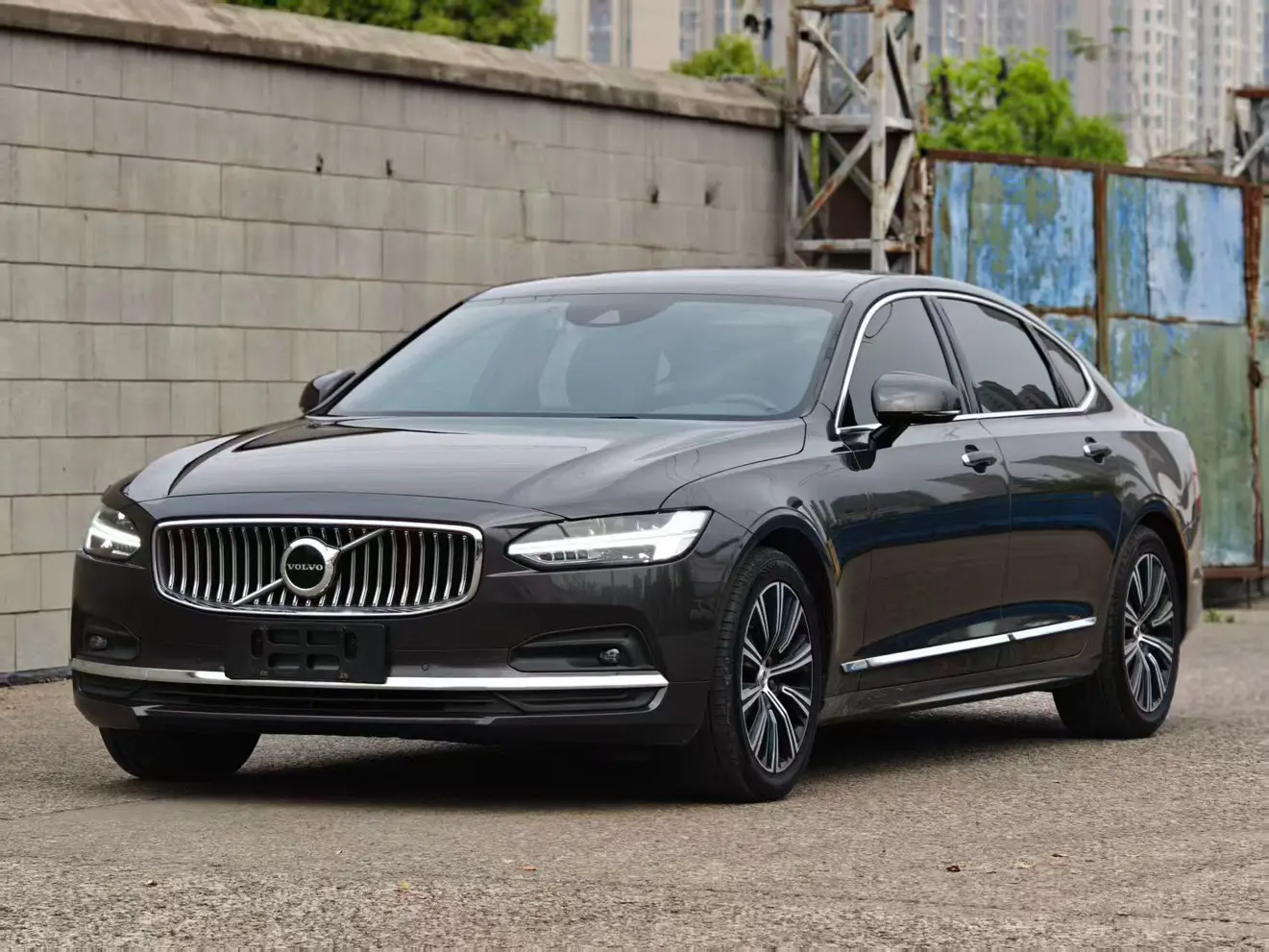 Volvo S90