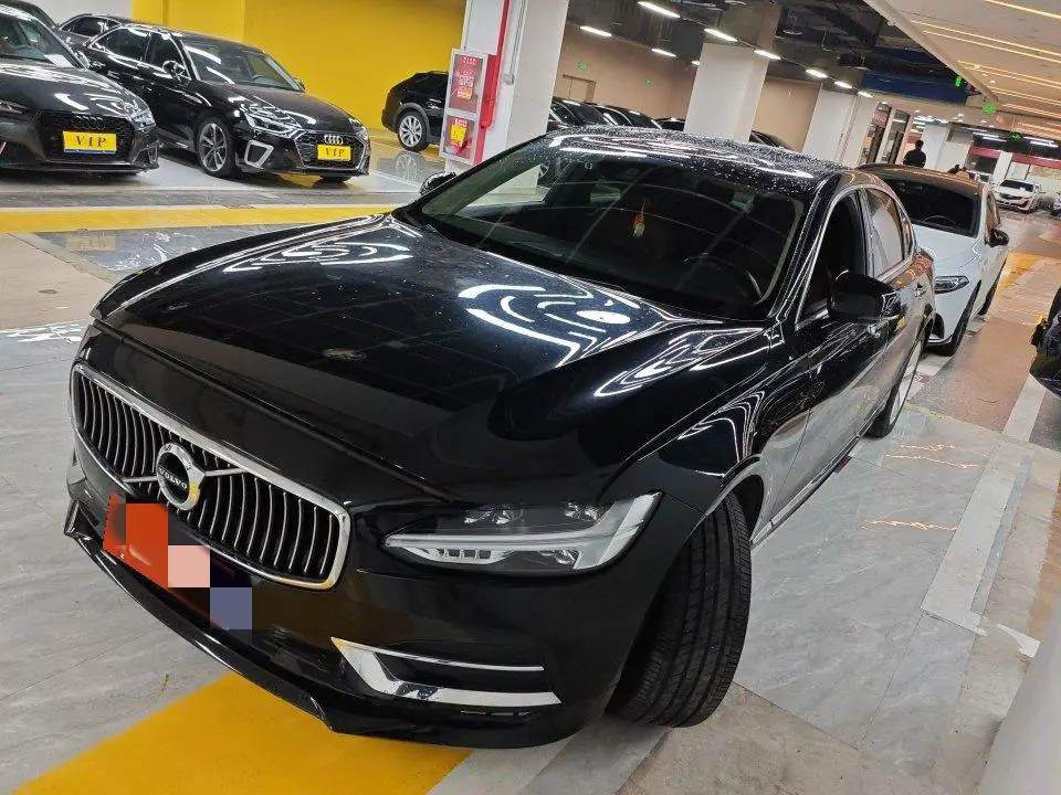 Volvo S90