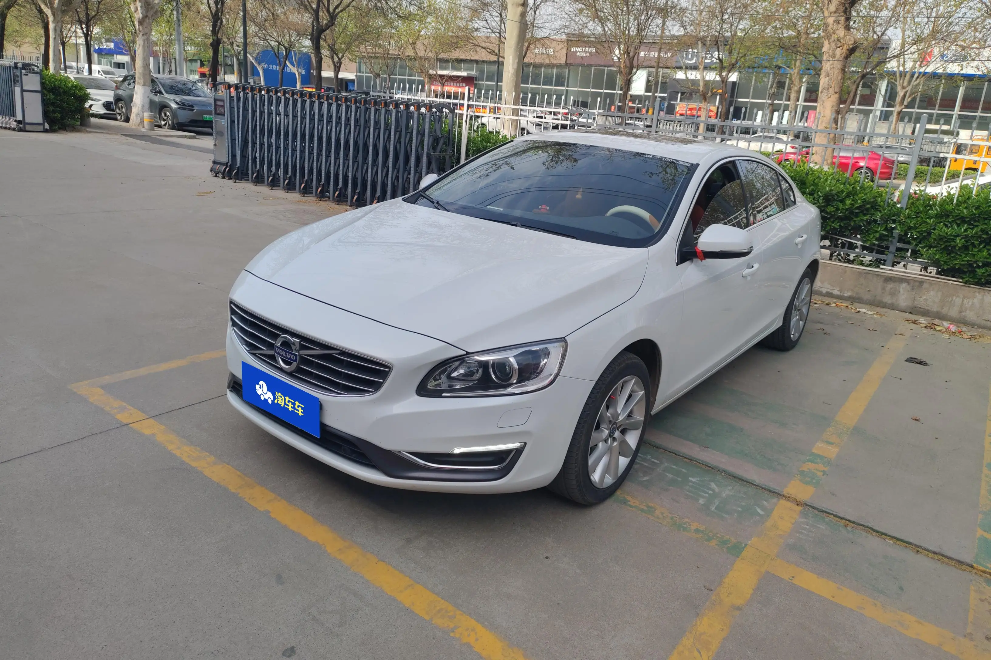 Volvo S60