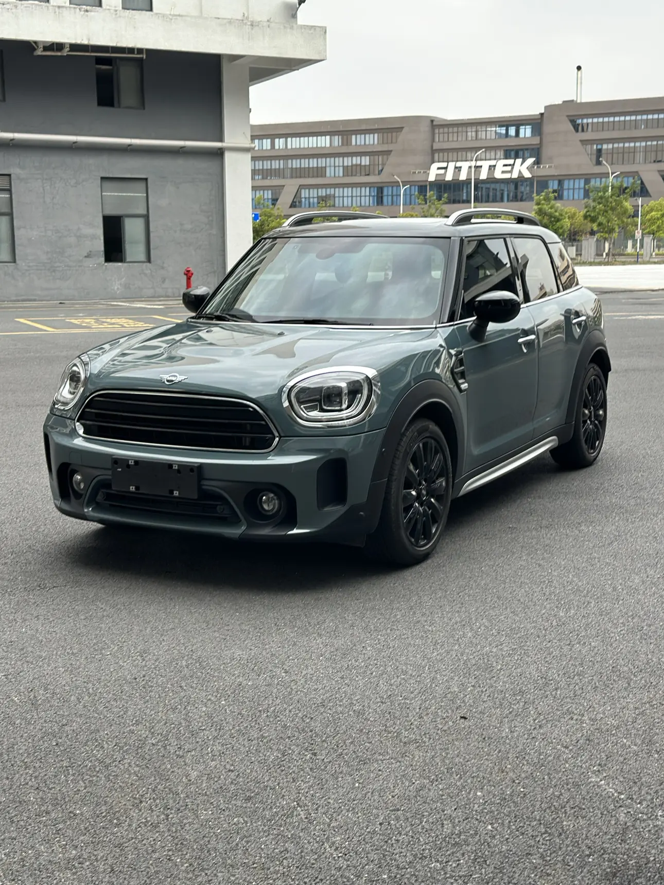 MINI COUNTRYMAN