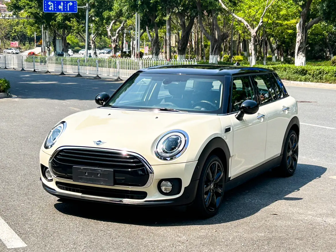 MINI CLUBMAN