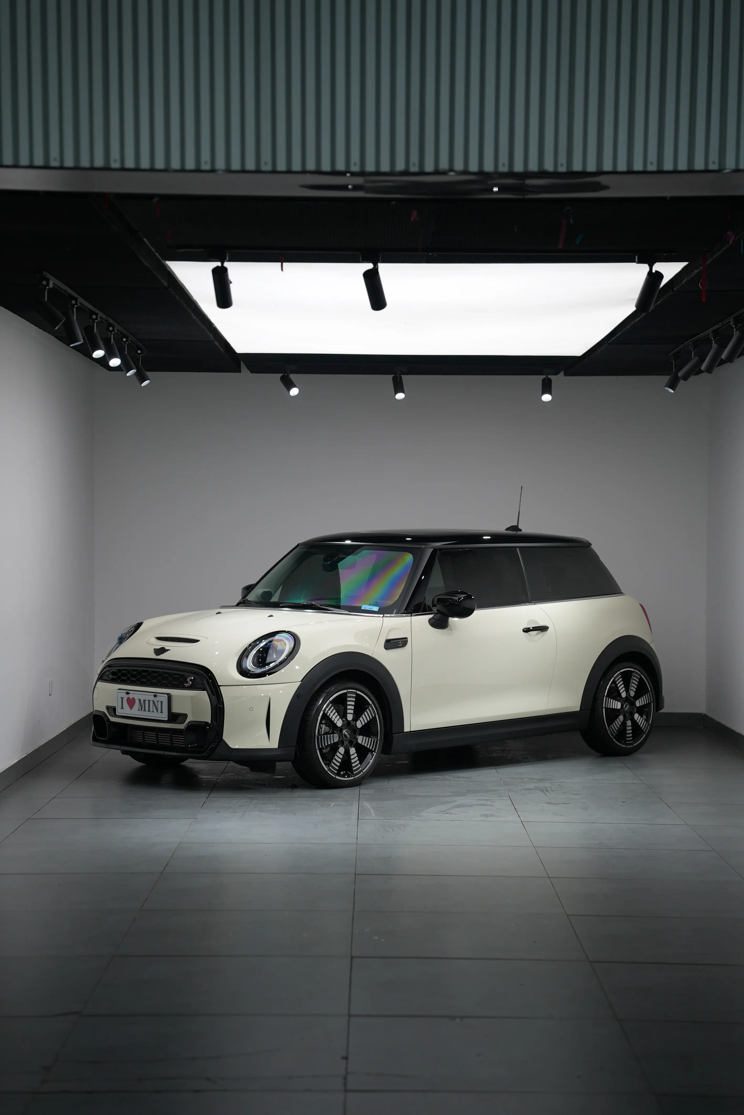 MINI MINI