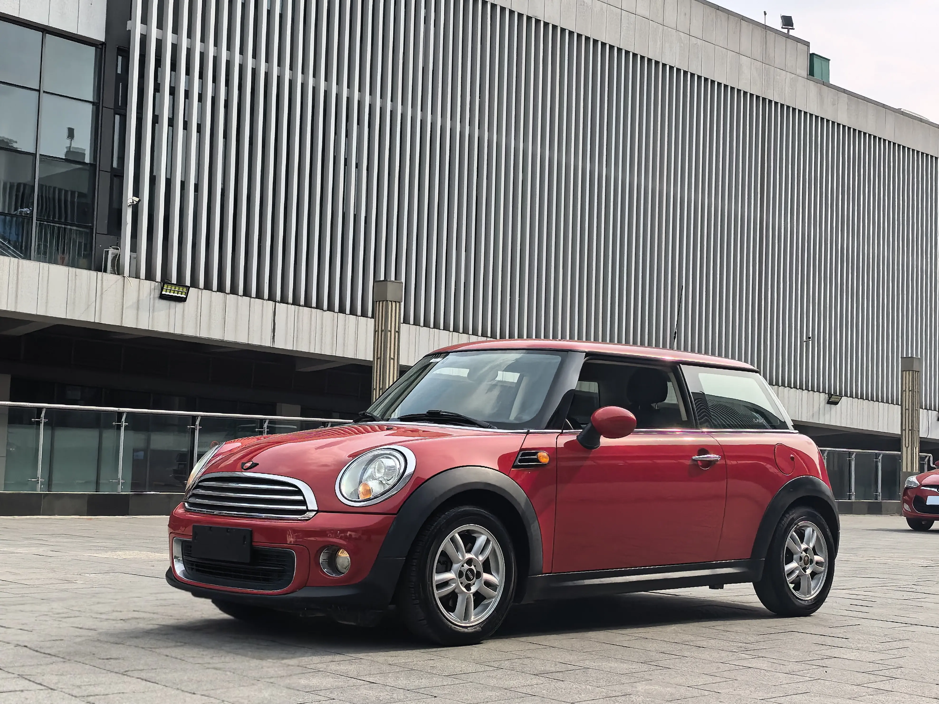 MINI MINI
