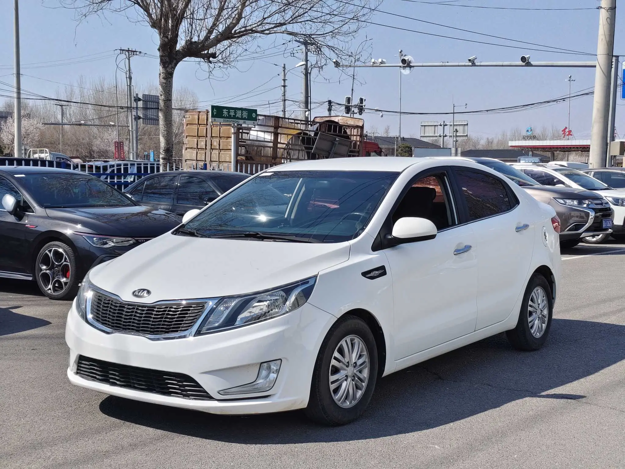 Kia K2