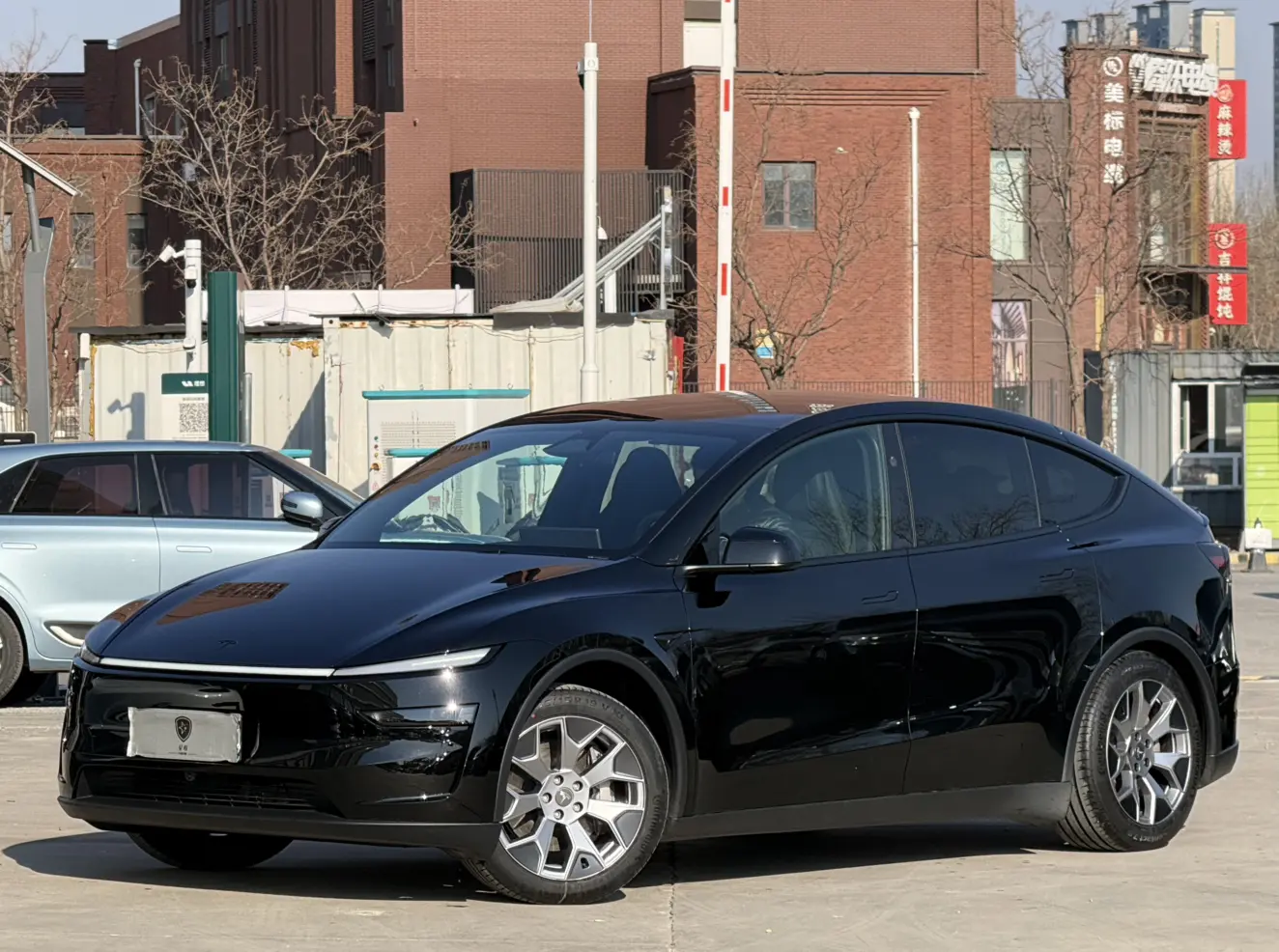 Tesla Model YL