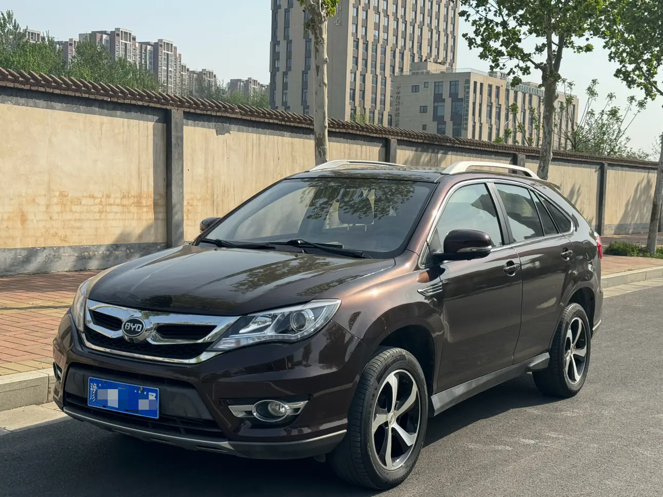 BYD S7
