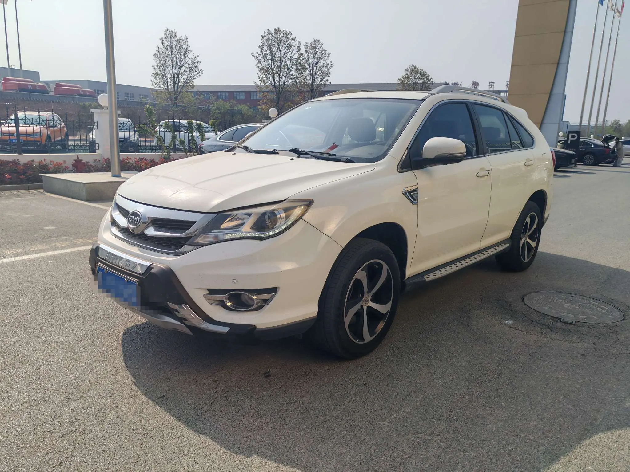 BYD S7