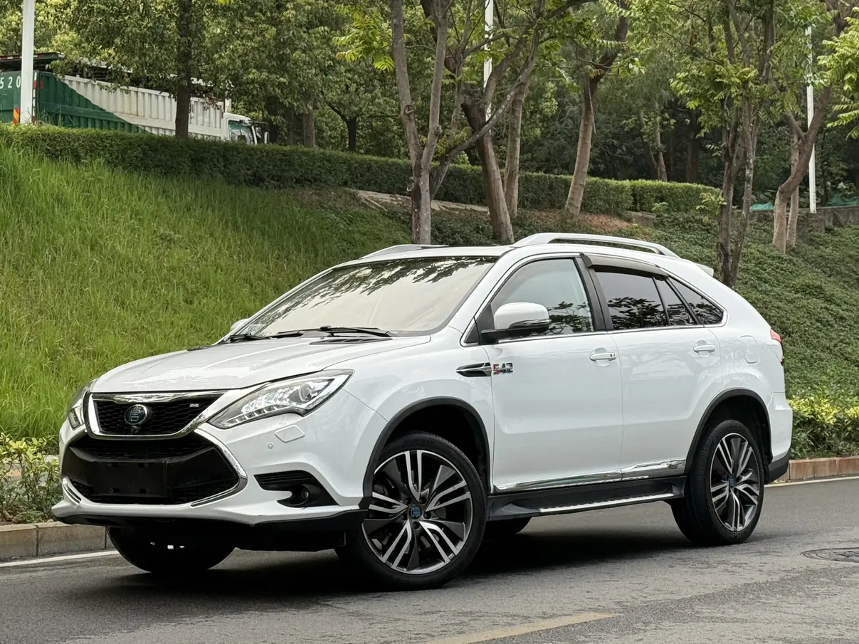 BYD Tang DM