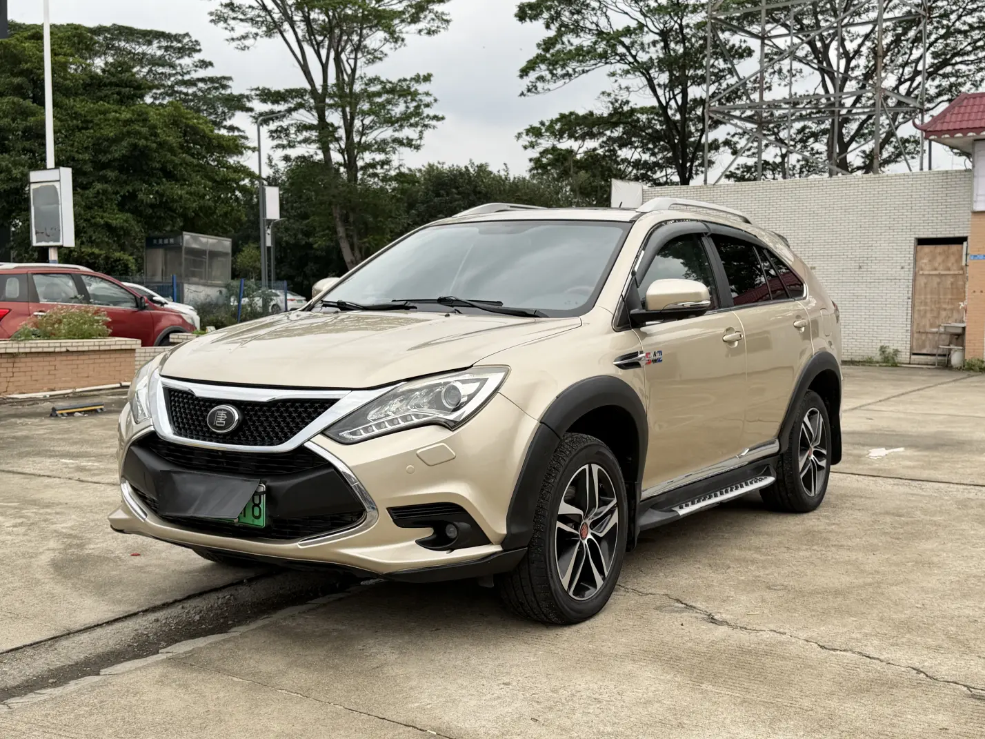 BYD Tang DM