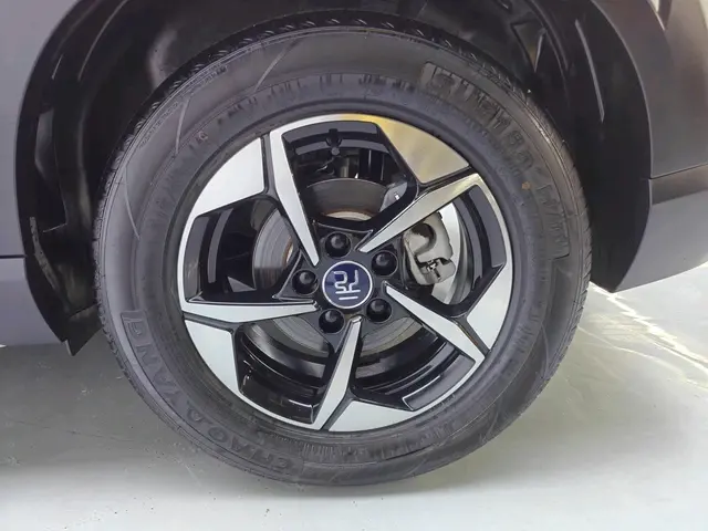 BYD Yuan UP