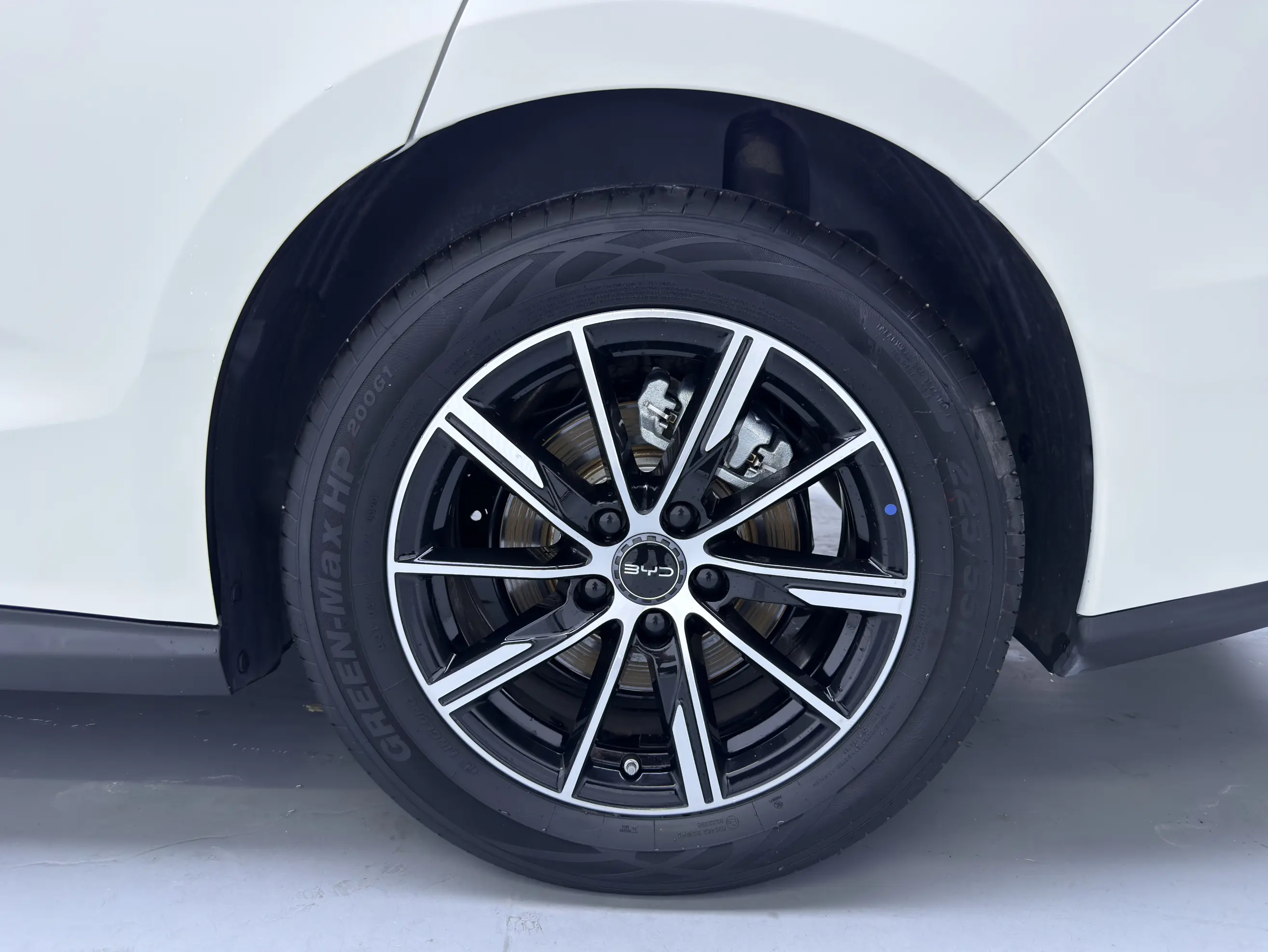 BYD Seal 06DM