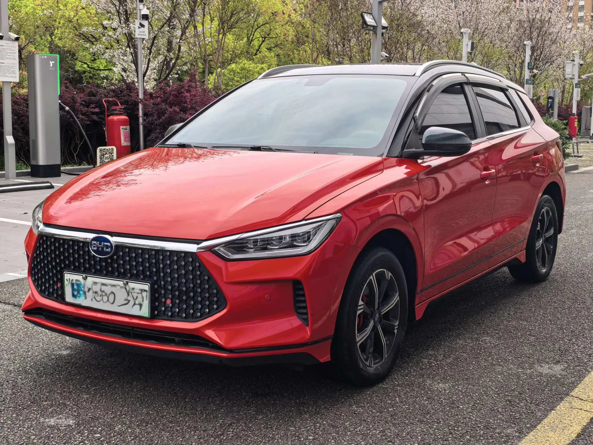 BYD e2