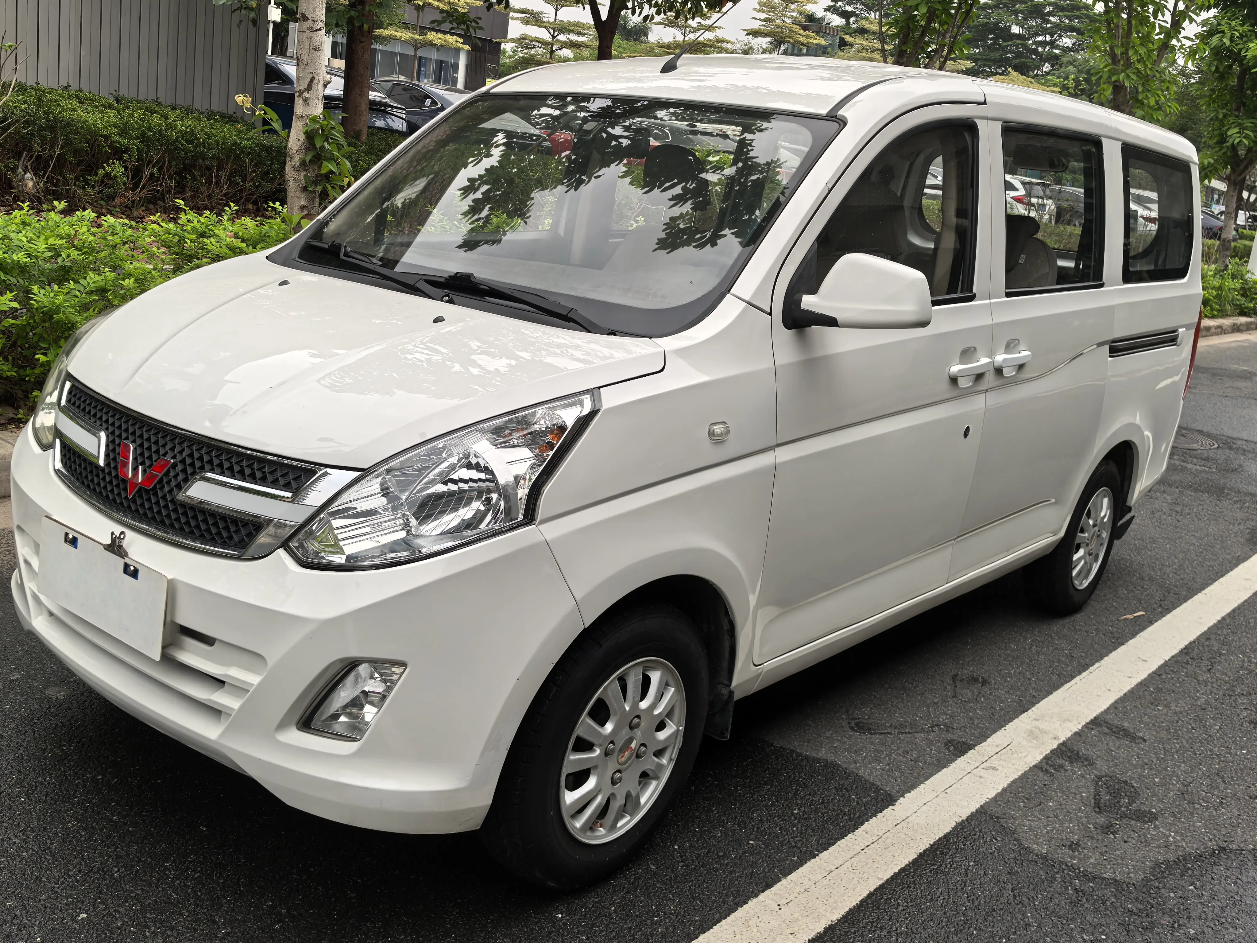 Wuling Rongguang V