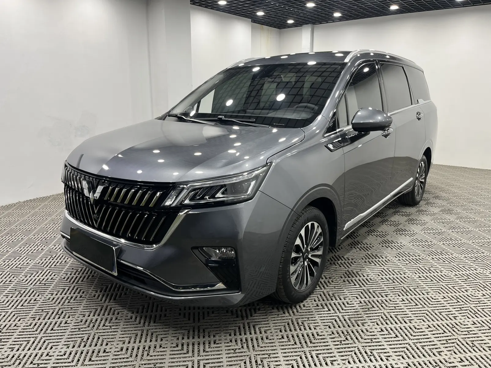 Wuling Jiachen
