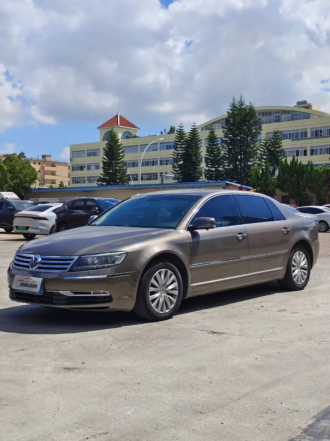 Volkswagen Phaeton / Phideon