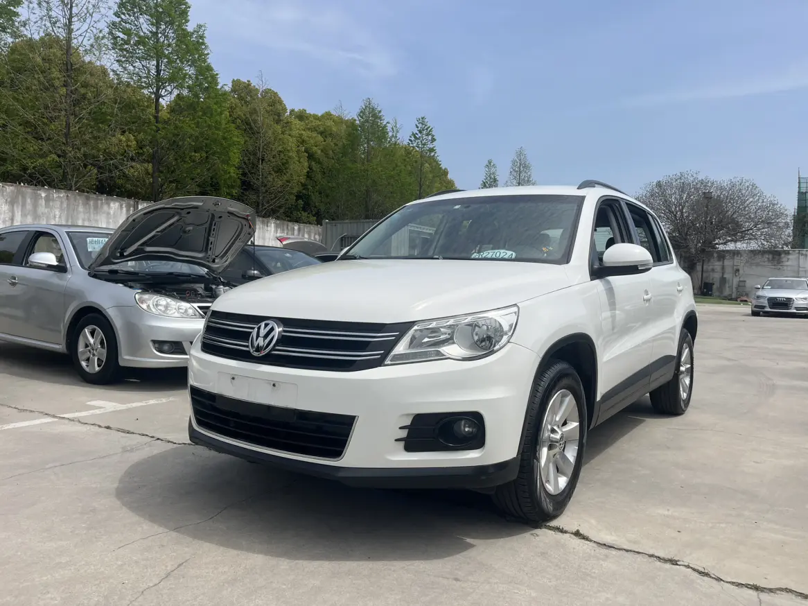 Volkswagen Tiguan (Tharu)