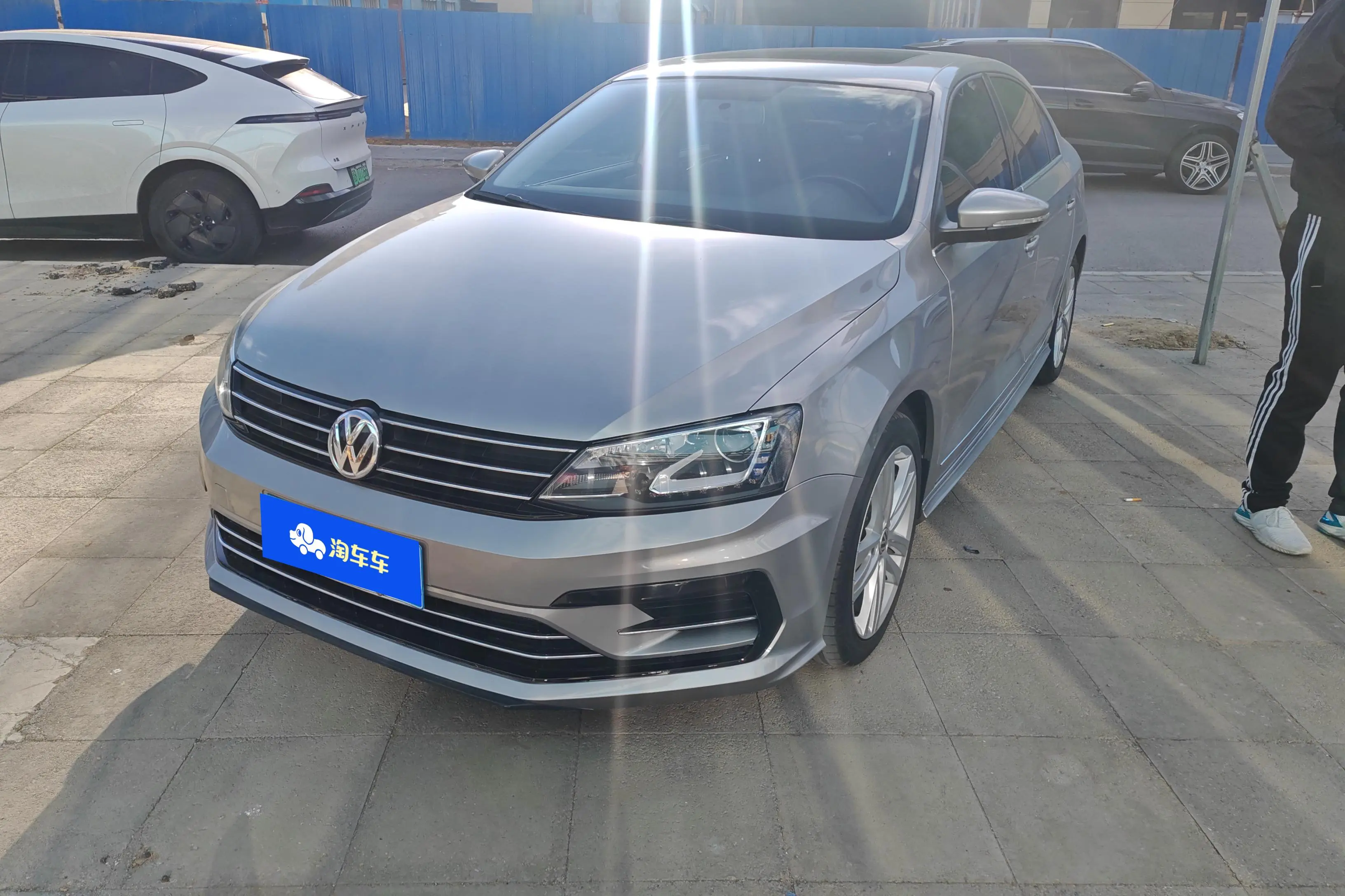Volkswagen Sagitar