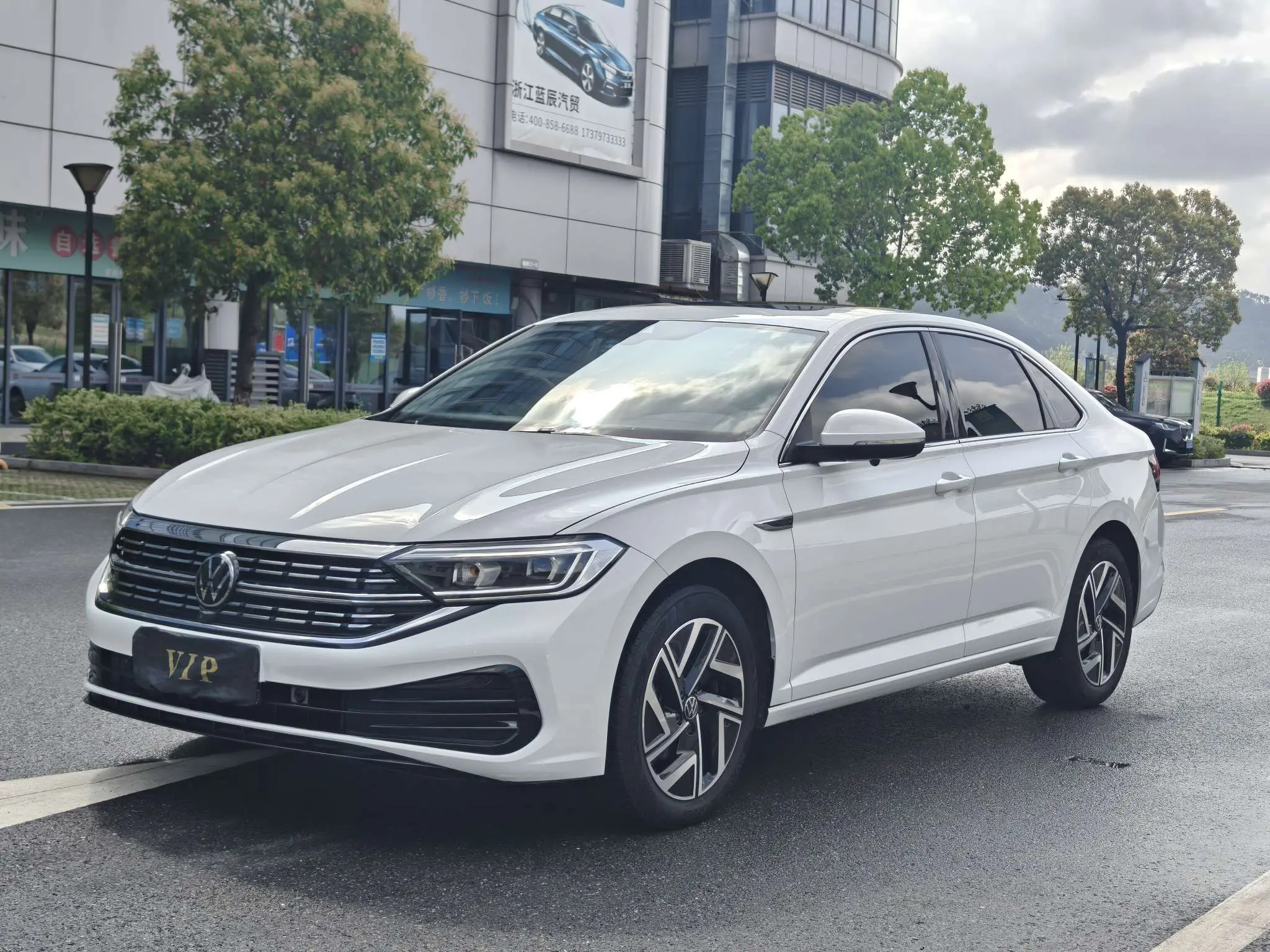 Volkswagen Sagitar