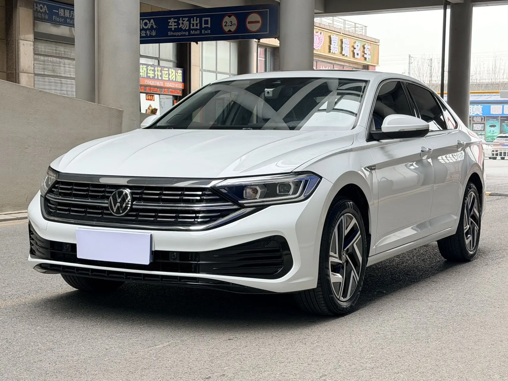 Volkswagen Sagitar