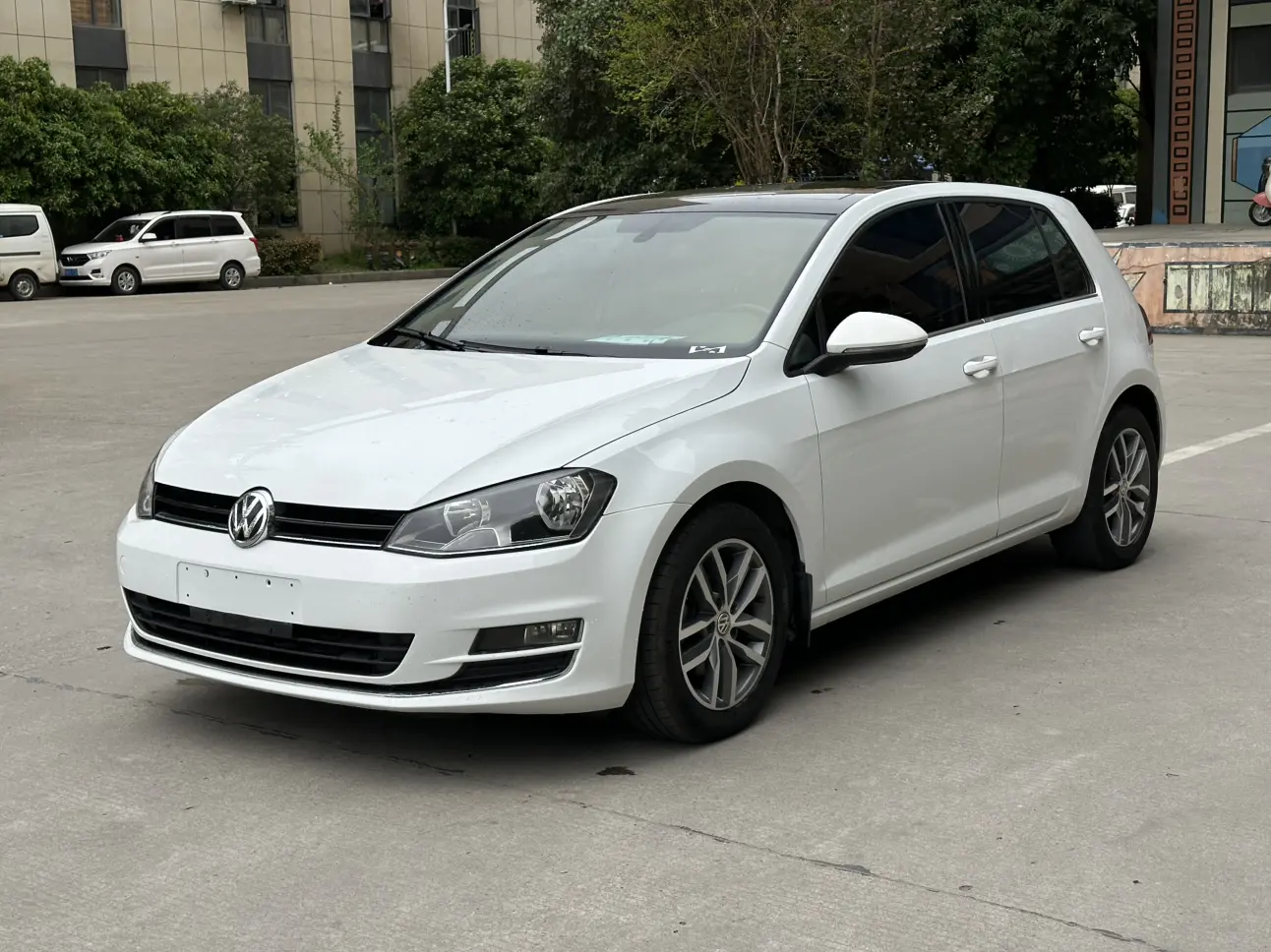 Volkswagen Golf