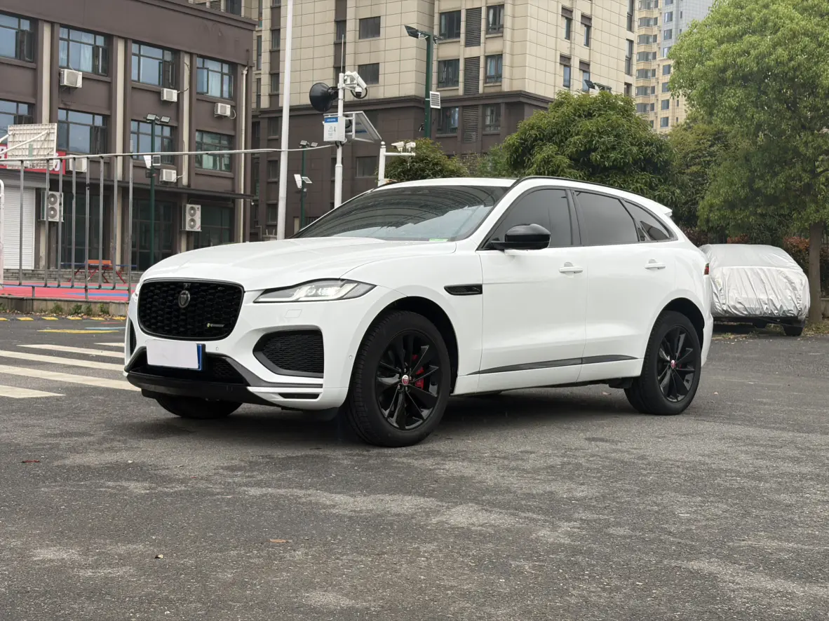 Jaguar F-PACE