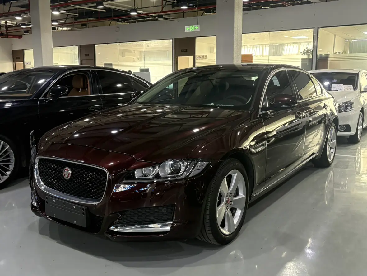 Jaguar XFL