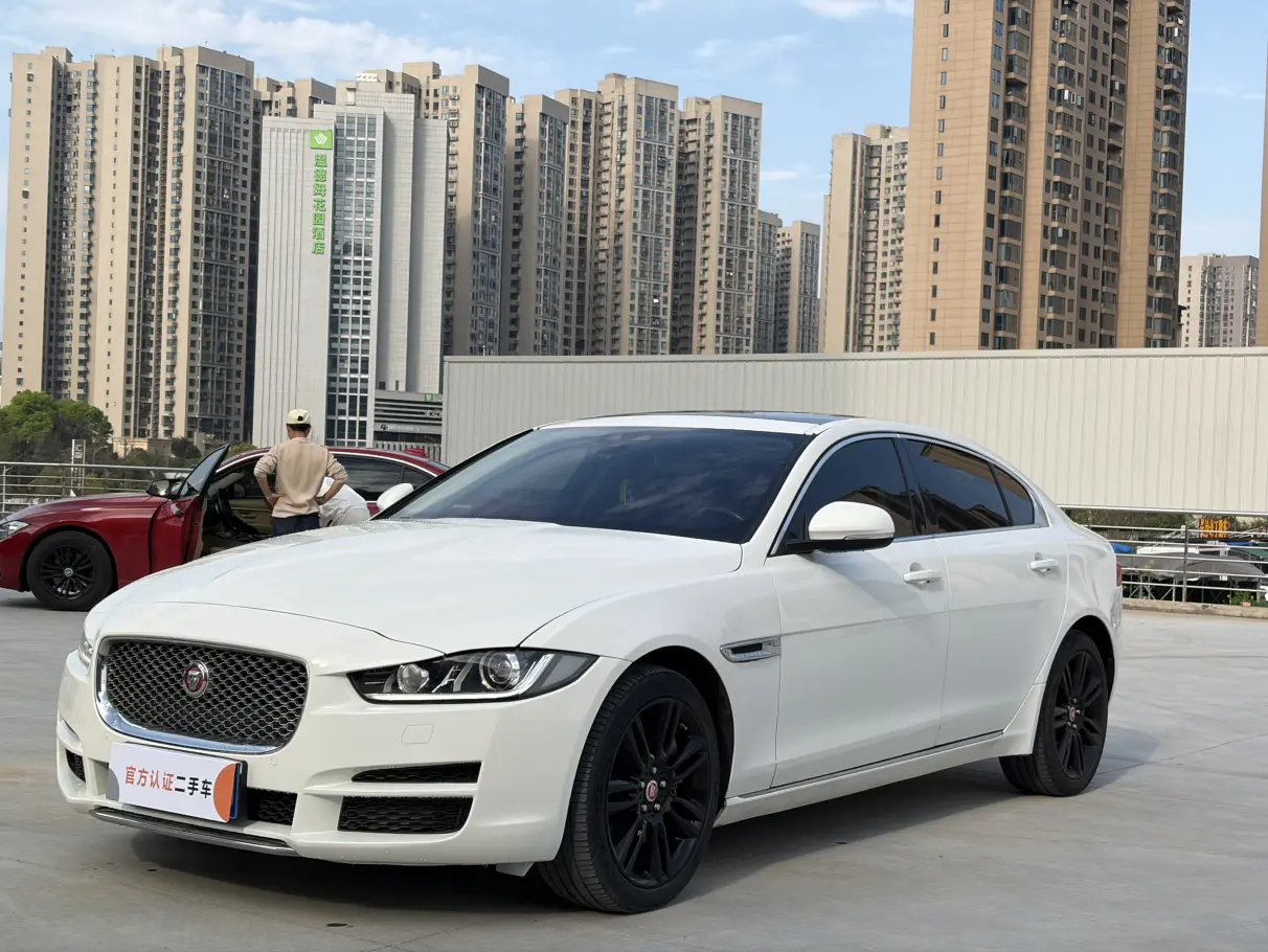 Jaguar XEL