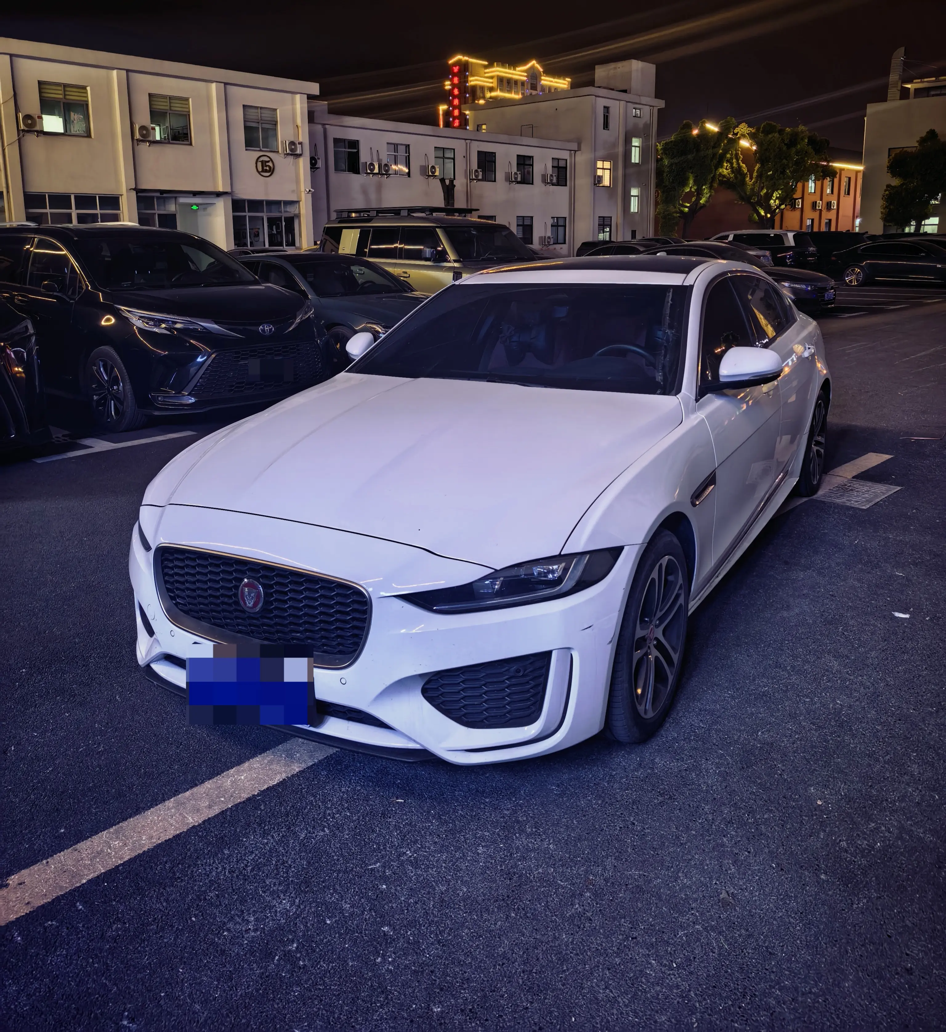 Jaguar XEL