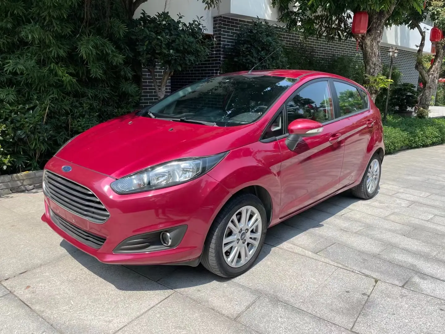 Ford Carnival