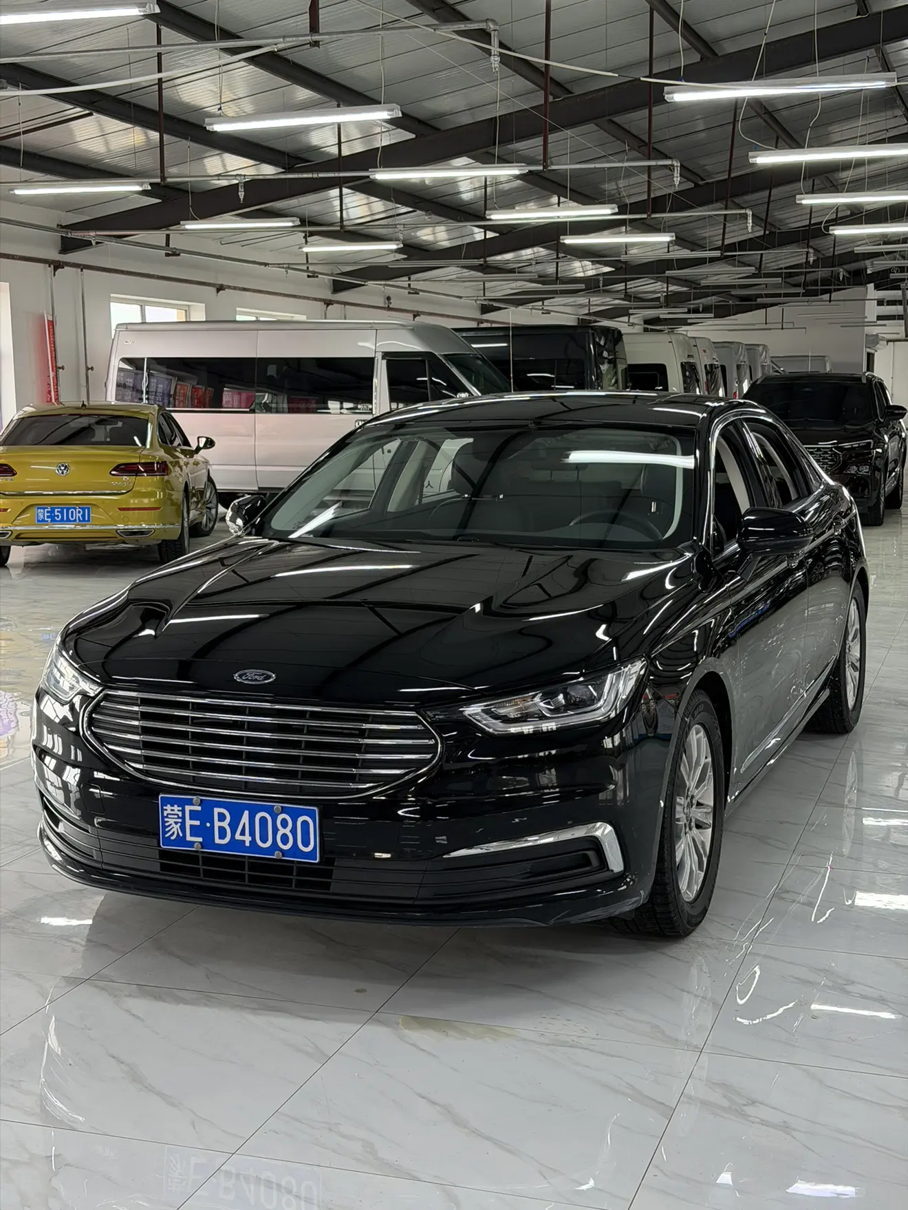 Ford Taurus