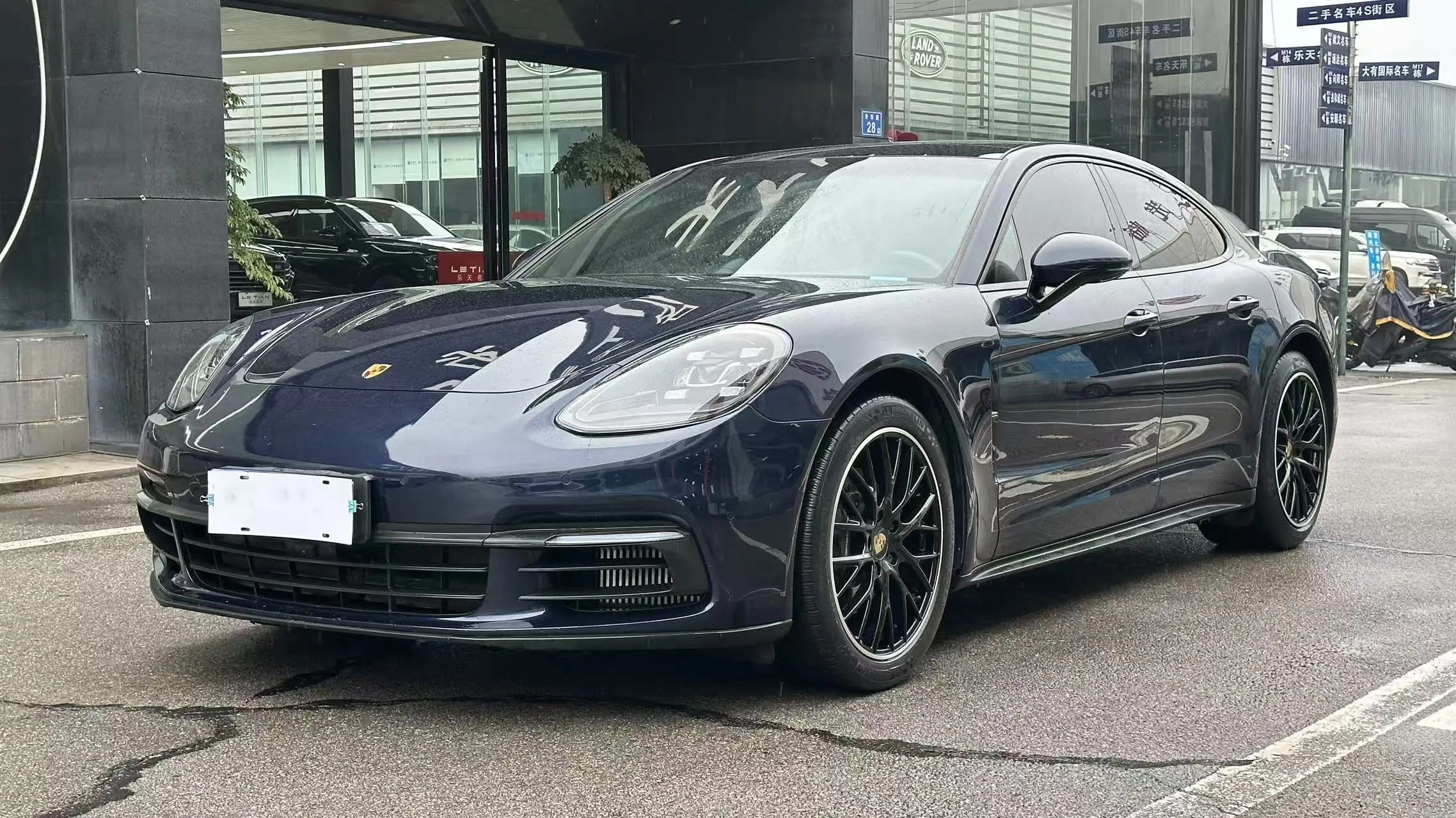 Porsche Panamera