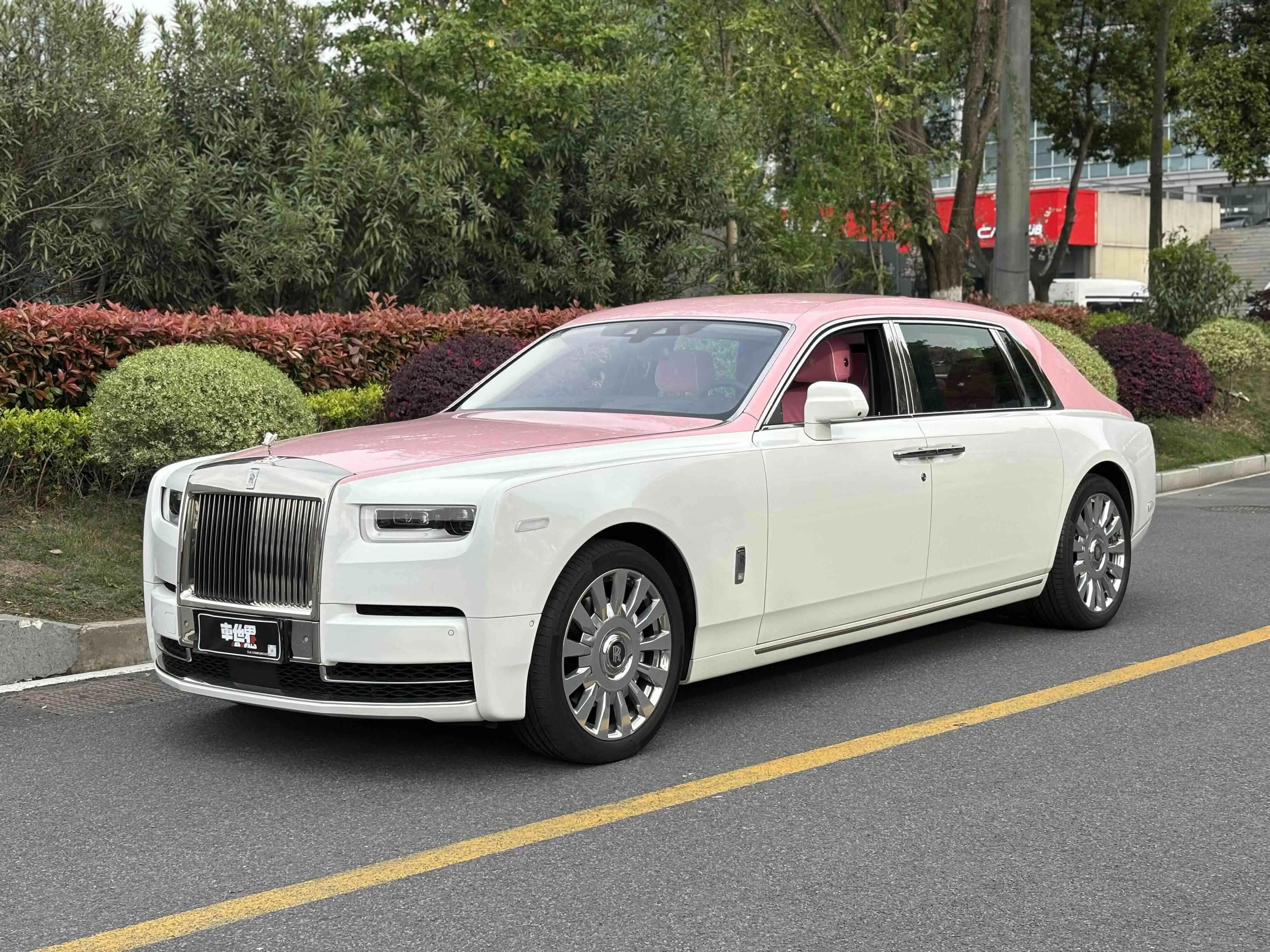 Rolls Royce Phantom